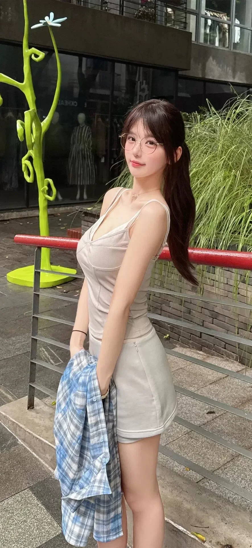 气质女孩高清人像写真图片 优雅女孩手机锁屏素材