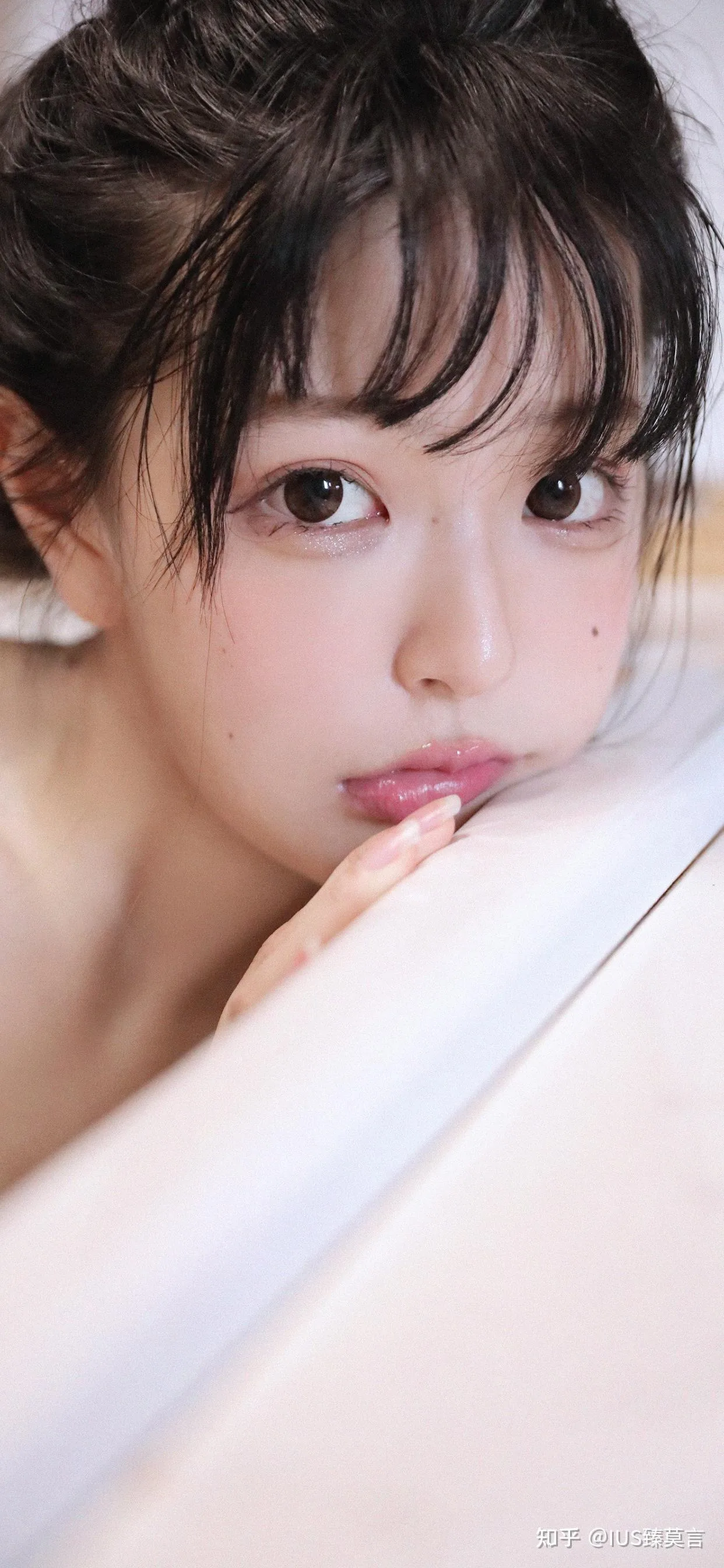 明艳动人的 小姐姐时尚写真 照片 ipad手机壁纸