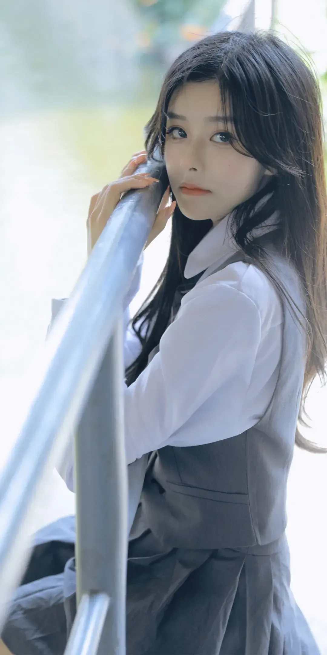 青春活力的 小姐姐高清肖像 照片 手机锁屏壁纸