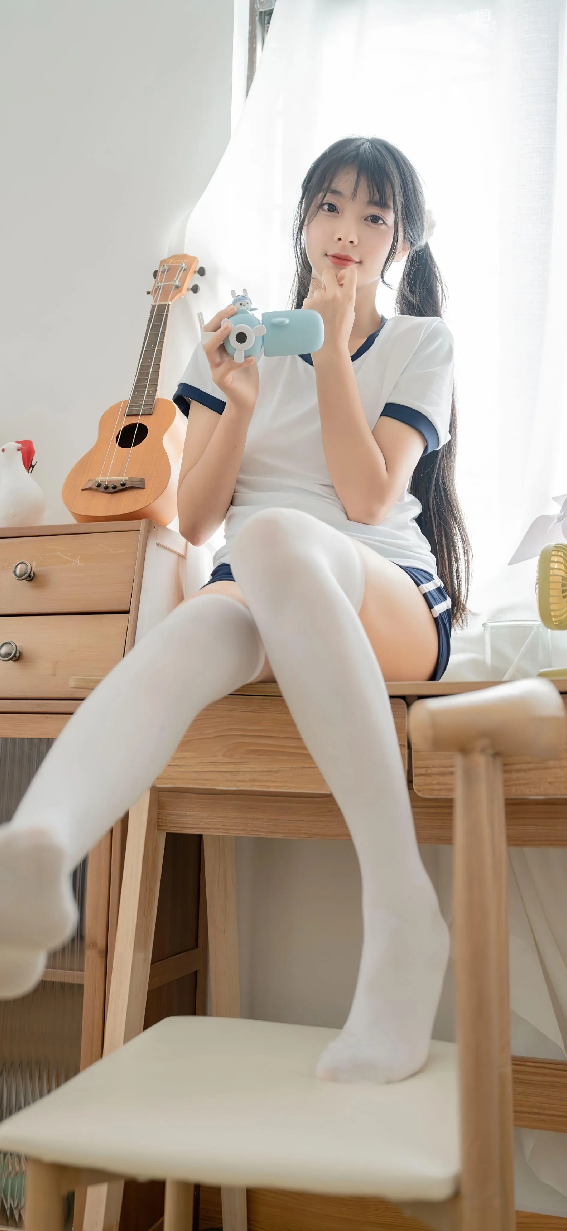 甜美动人的 小姐姐时尚写真 照片 ipad手机壁纸