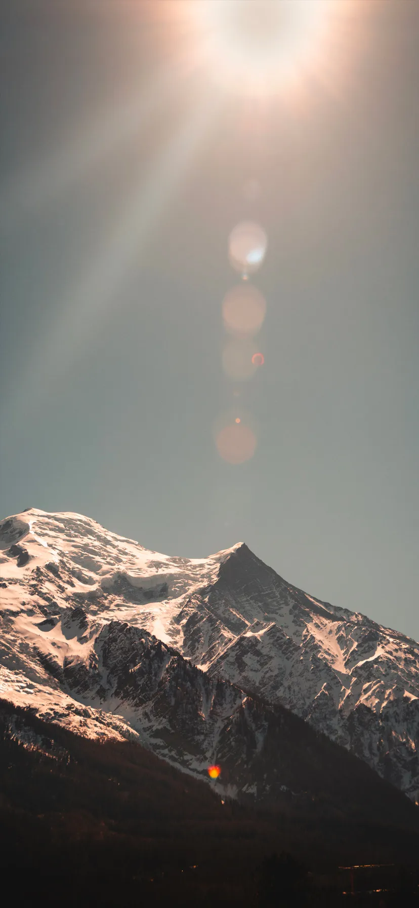 自然风景蓝泪湖壁纸-高清蓝泪湖风格自然风景图片