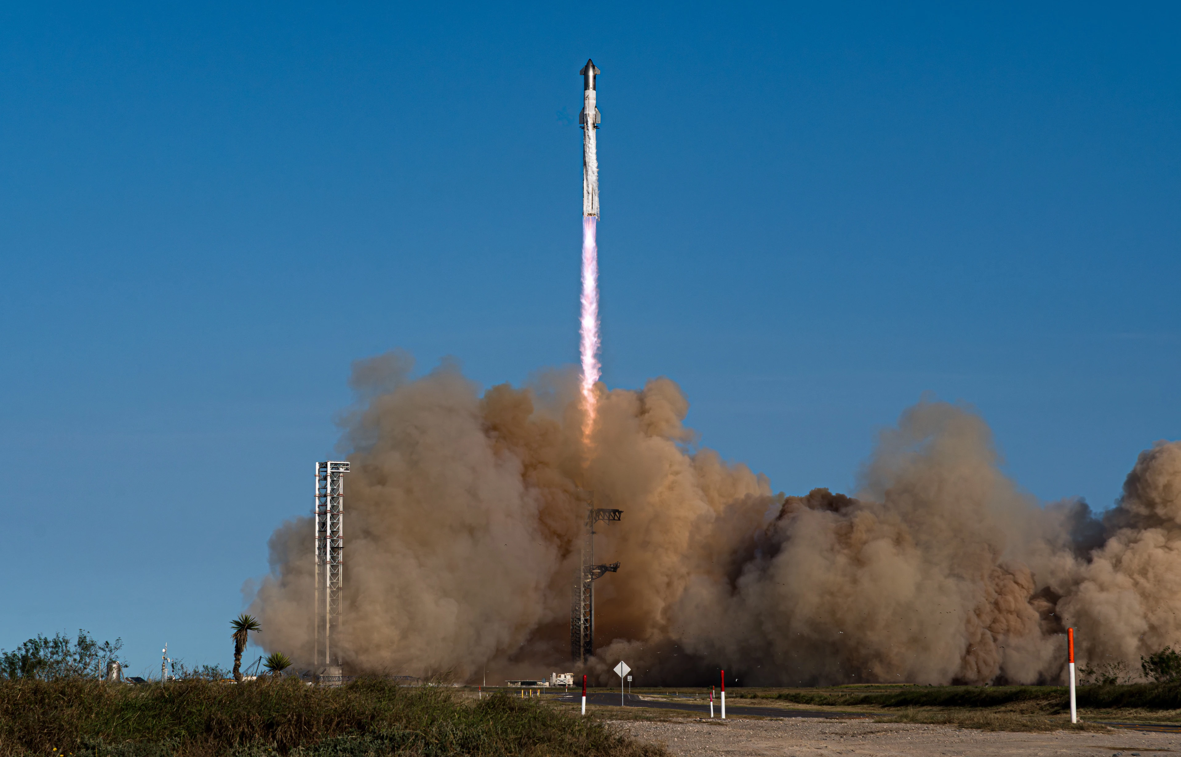 8K超高清 霸气的 飞机航天SpaceX 航天摄影 锁屏壁纸