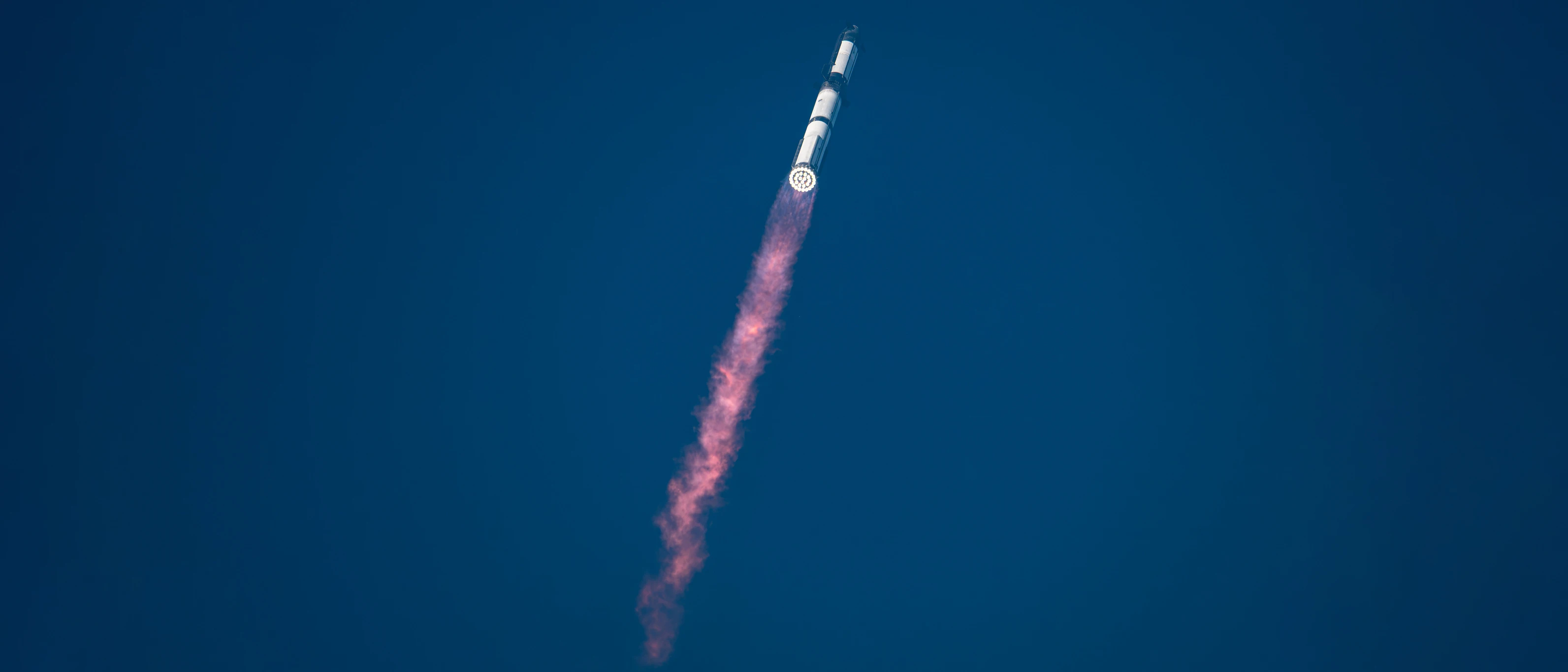 8K超高清 科技感的 飞机航天SpaceX 飞机壁纸 电脑桌牌壁纸