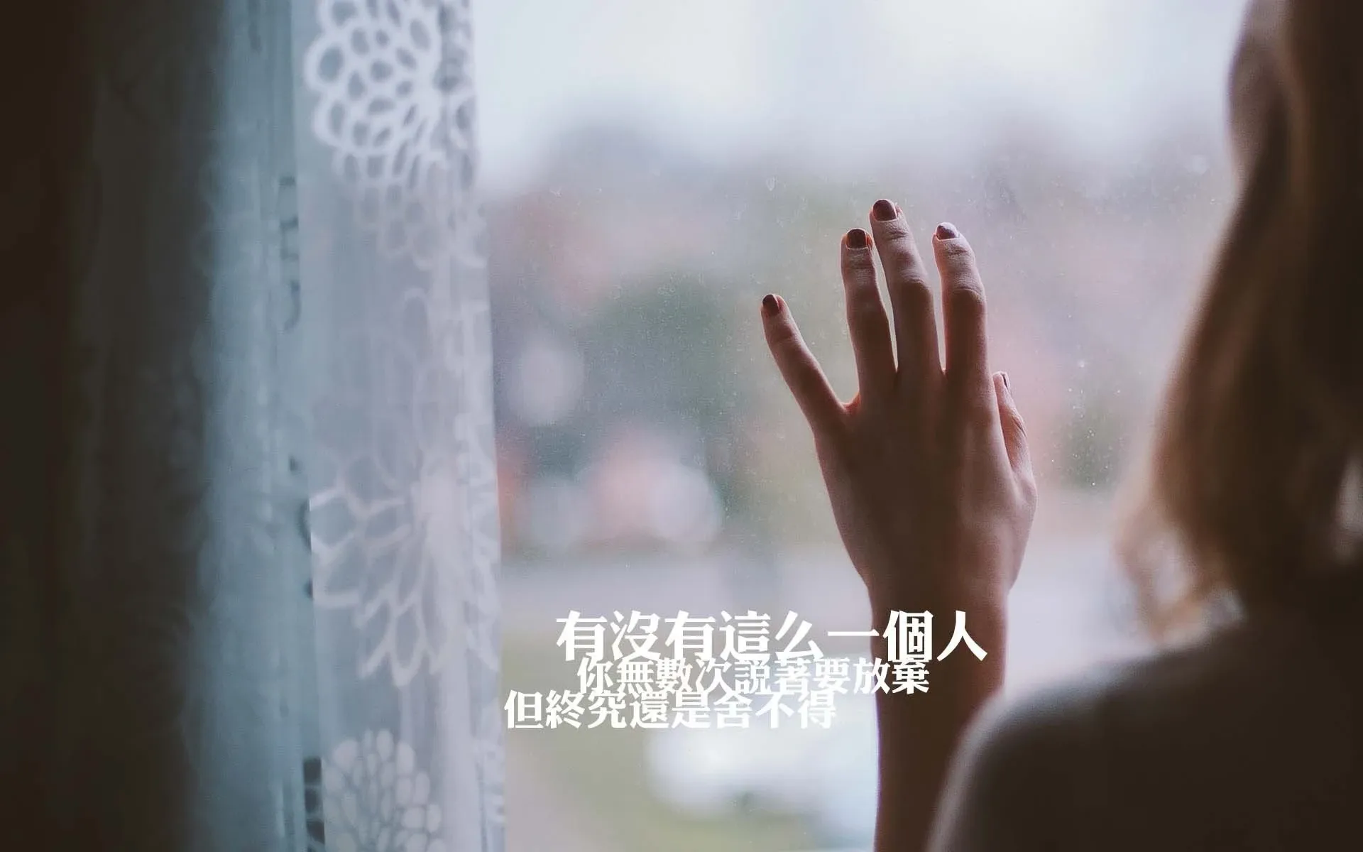 4K爱情浪漫壁纸 情侣拥抱落日余晖