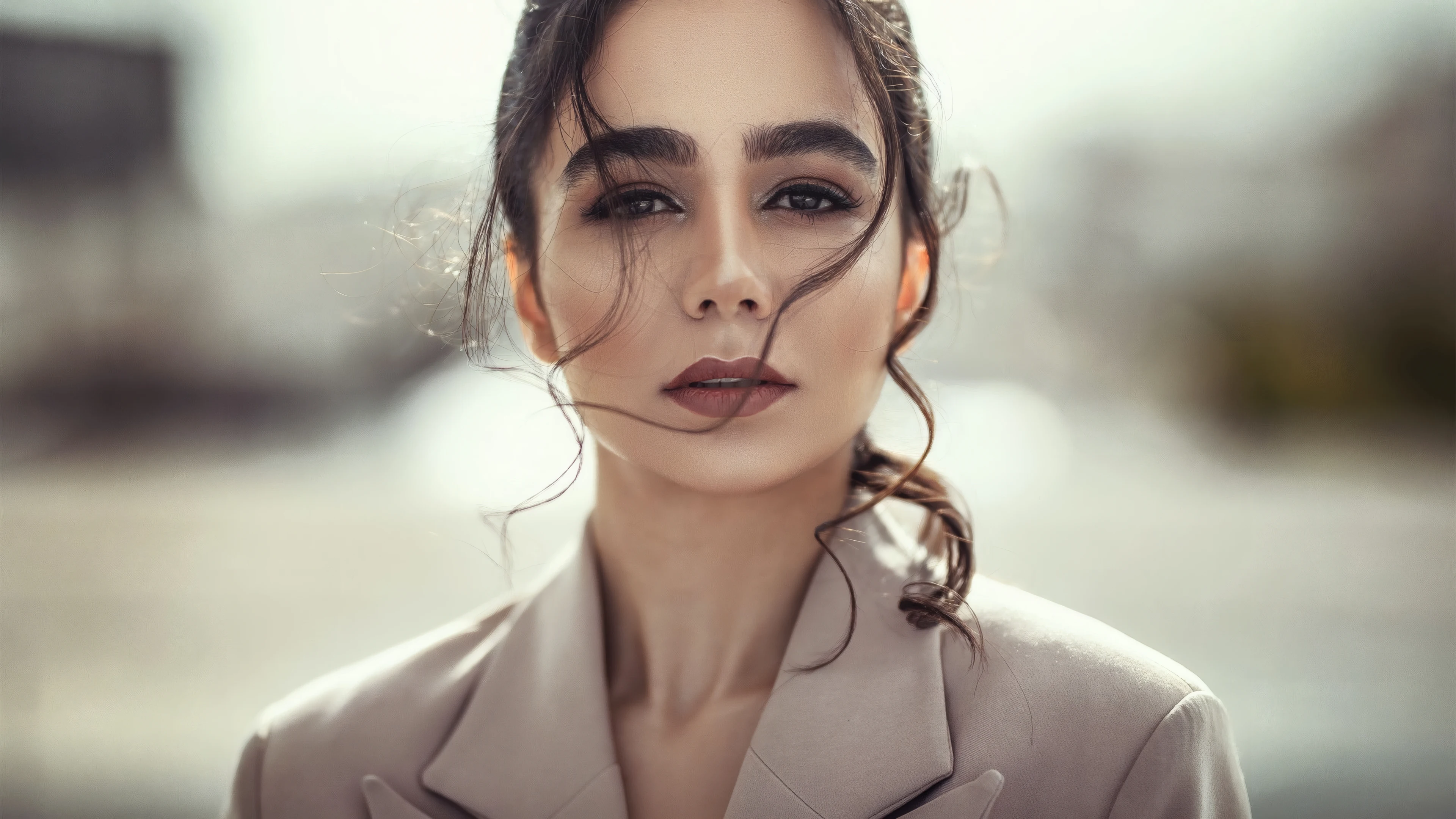 气质优雅的 国外美女 国外人像写真 4K超清画质 国外美女壁纸