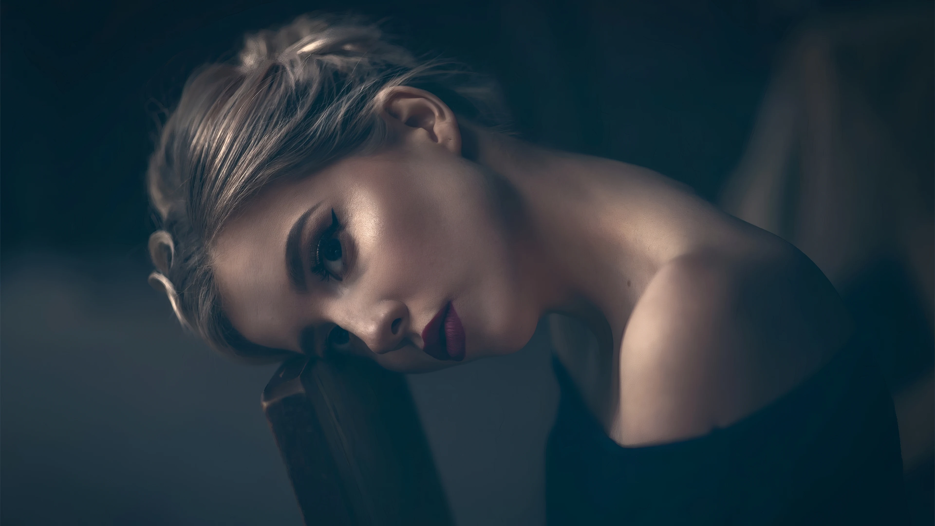 清纯甜美的 异国美女 外国美女写真 4K高品质 锁屏图片