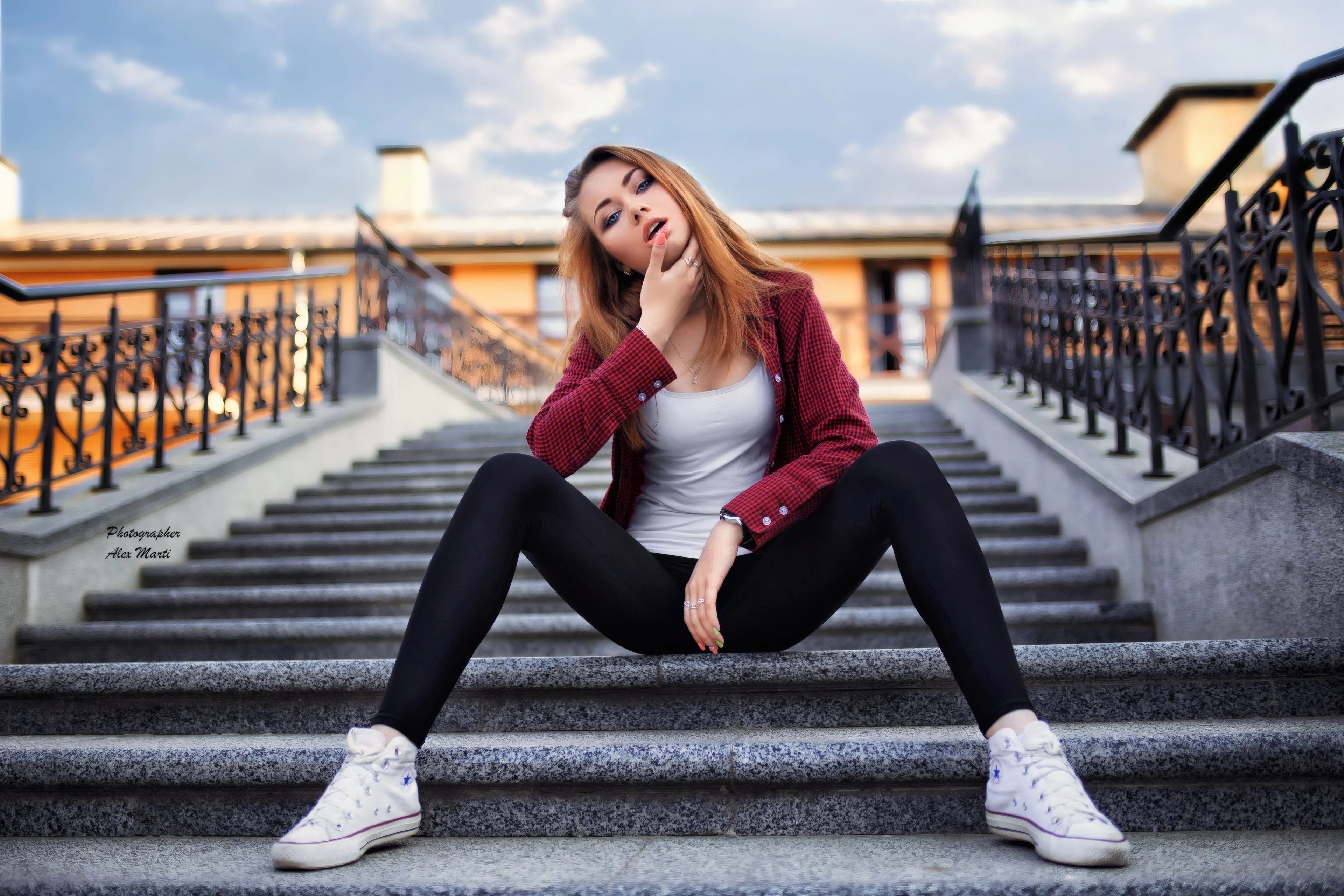 性感迷人的 欧美美女 异国摄影 超清晰4K 桌面锁屏