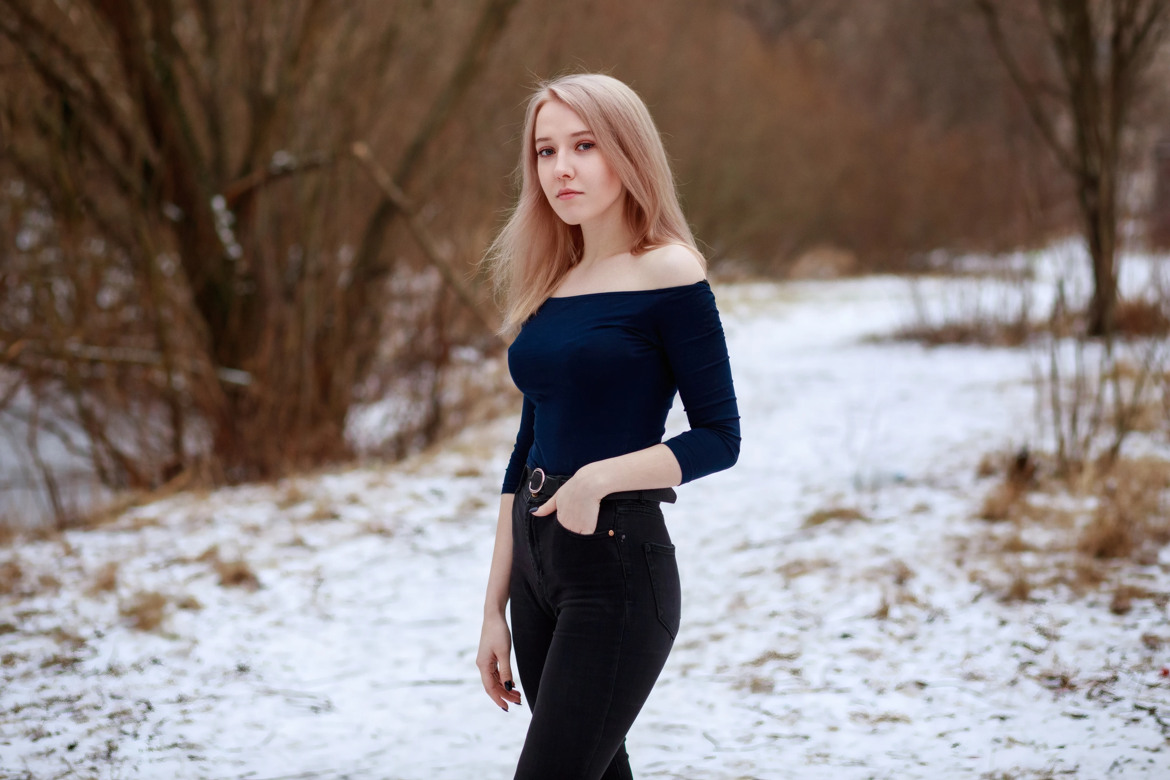 清纯甜美的 异国美女 外国美女写真 4K高品质 锁屏图片