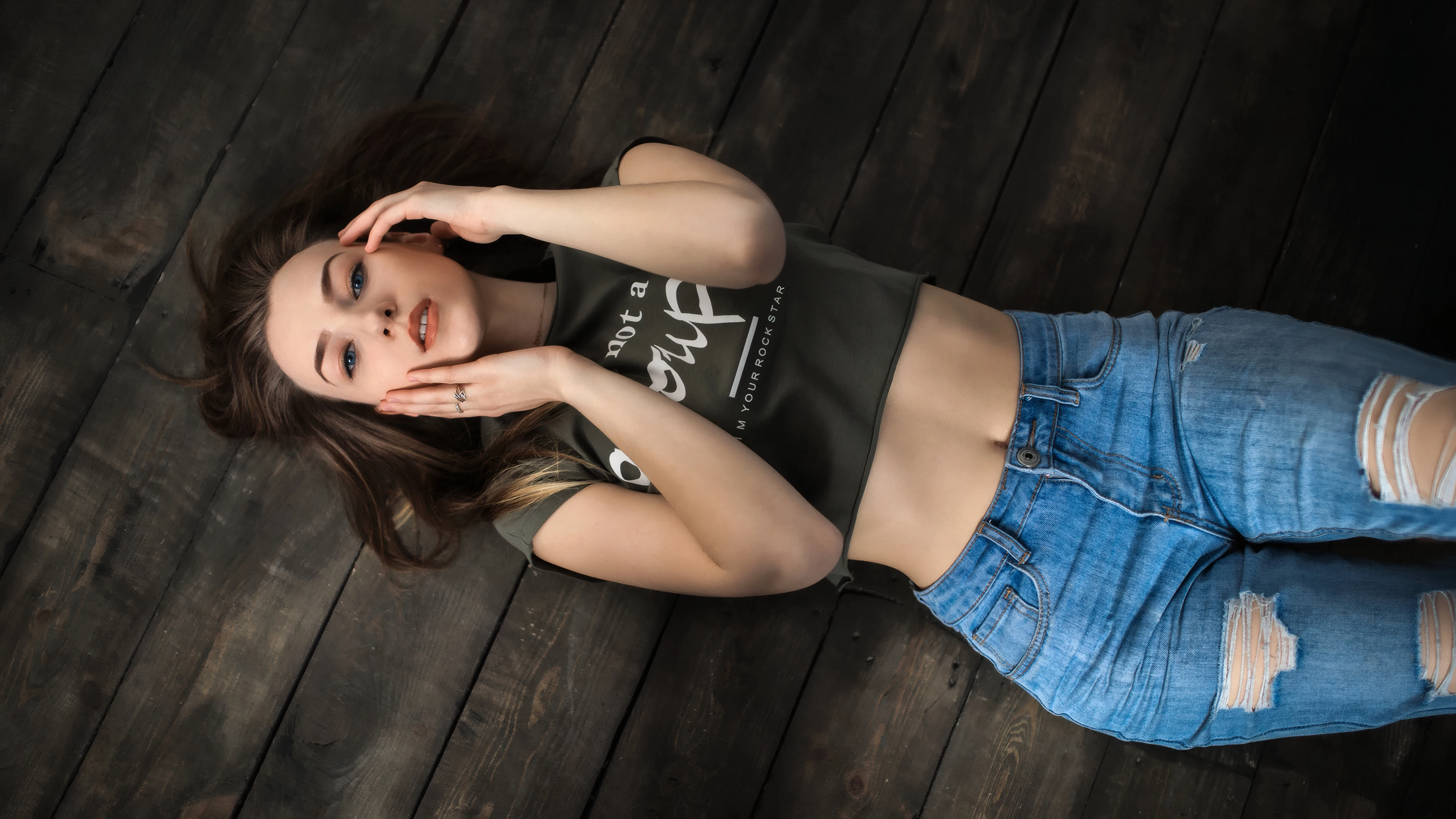 气质优雅的 国外美女 国外人像写真 4K超清画质 国外美女壁纸