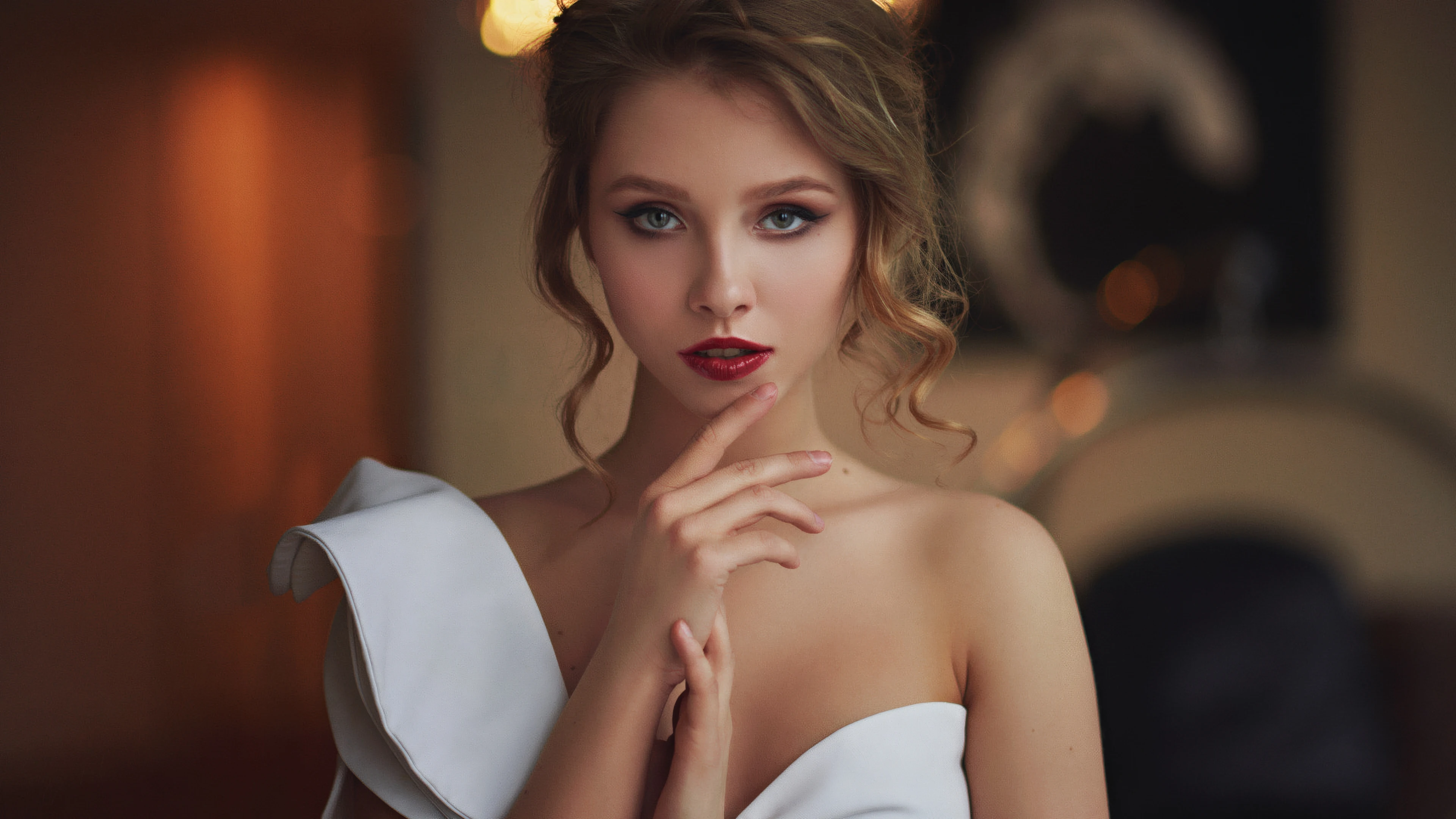 清纯甜美的 异国美女 外国美女写真 4K高品质 锁屏图片