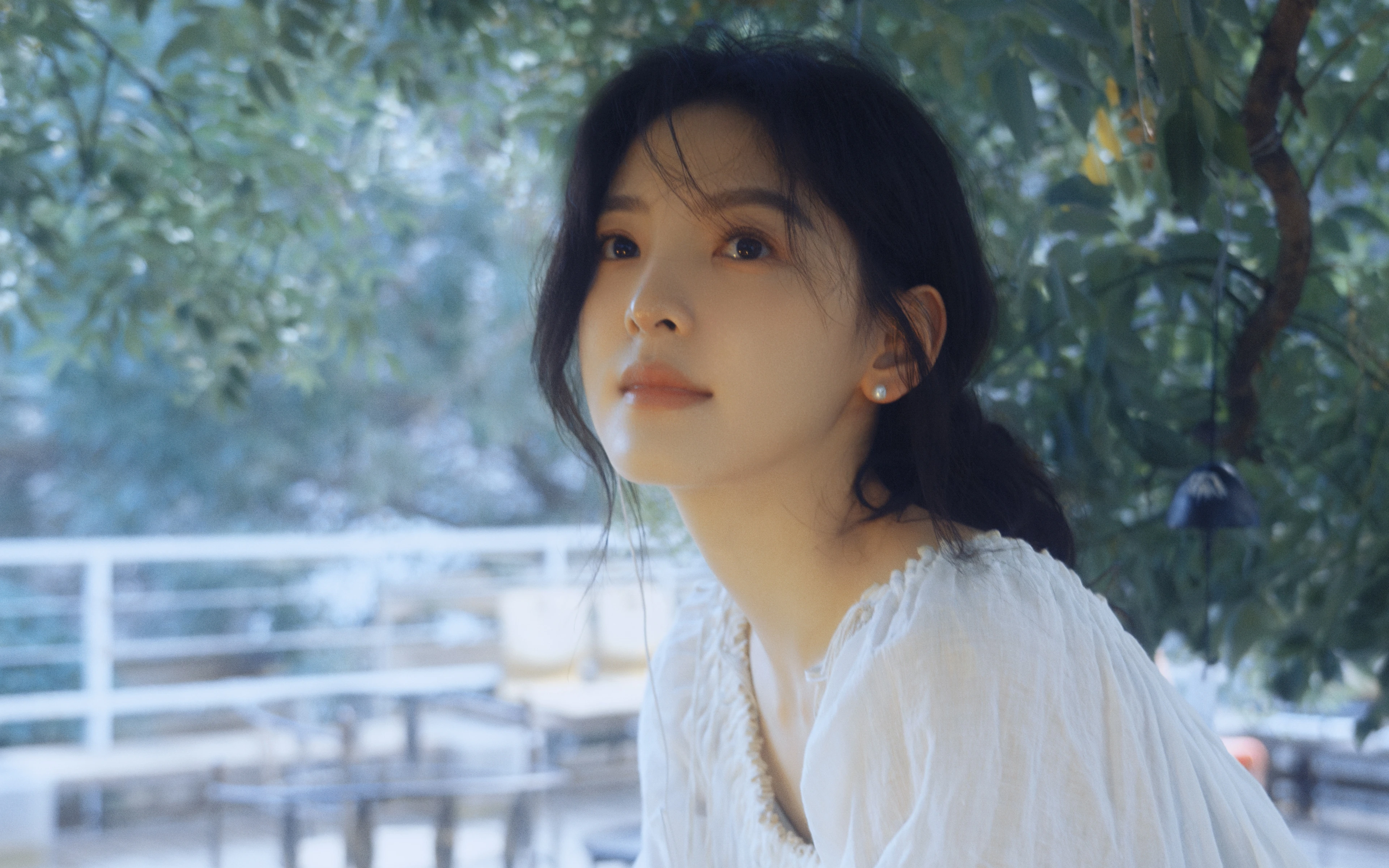2K壁纸 优雅大方的 美女人像 写真壁纸 锁屏图片