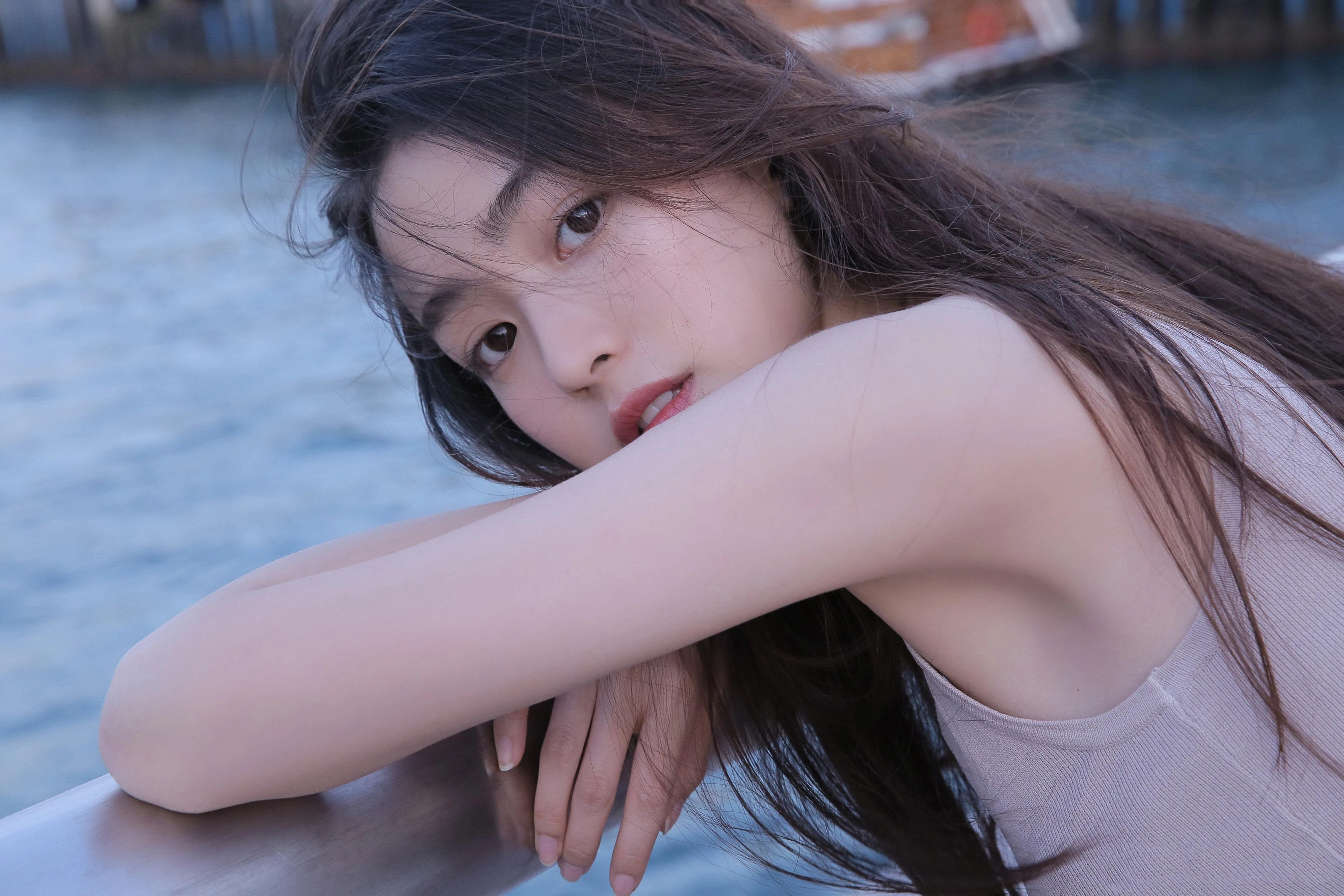 8K超高清 身材火辣的 美女人像 高清人像 高清壁纸