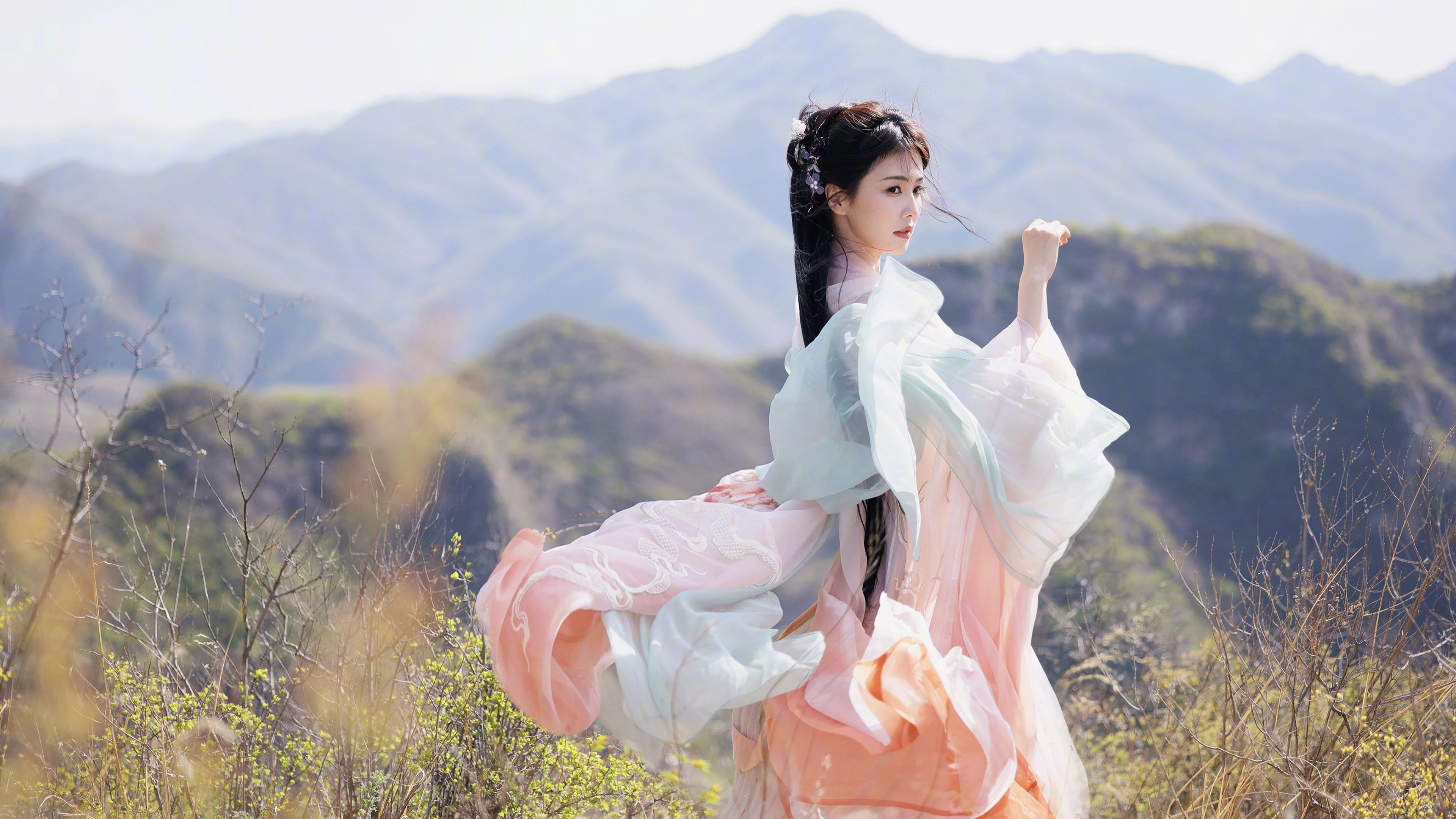 无损画质 性感迷人的 美女人像 写真壁纸 锁屏图片