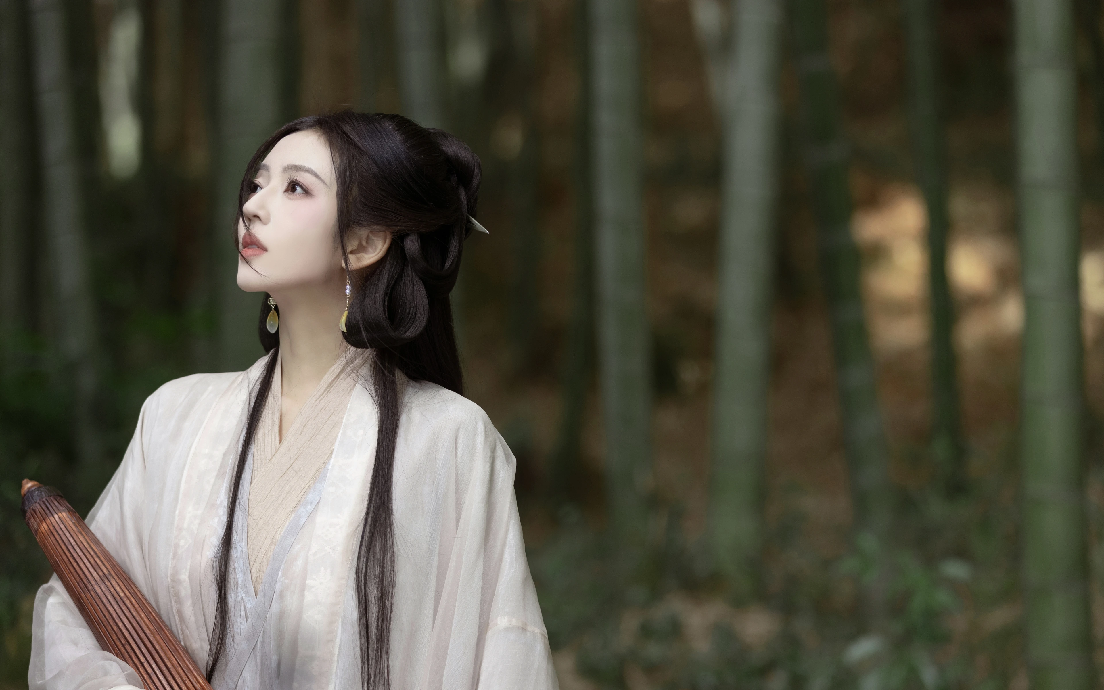 无损画质 时尚靓丽的 美女人像 人像壁纸 壁纸图片