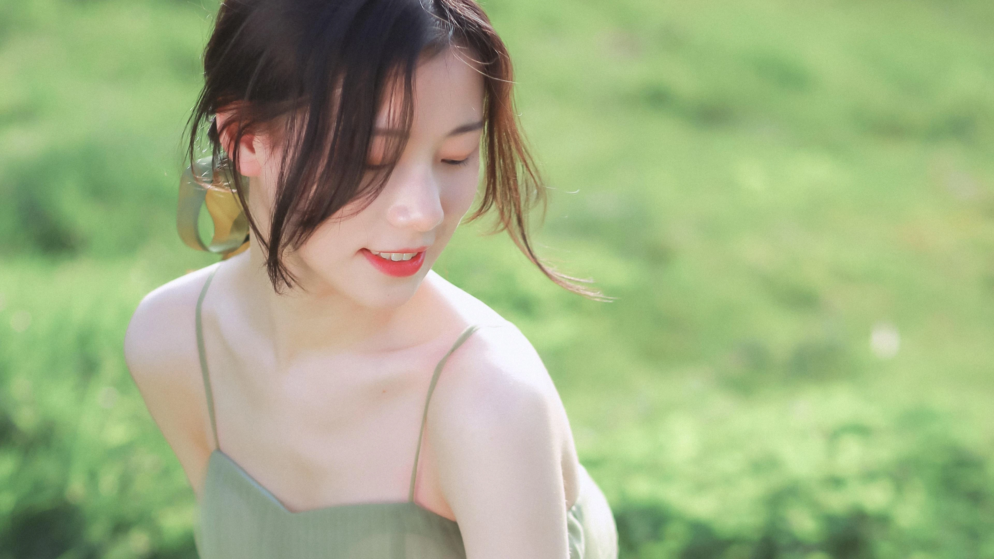 4k画质 时尚靓丽的 美女人像 高清写真 锁屏背景
