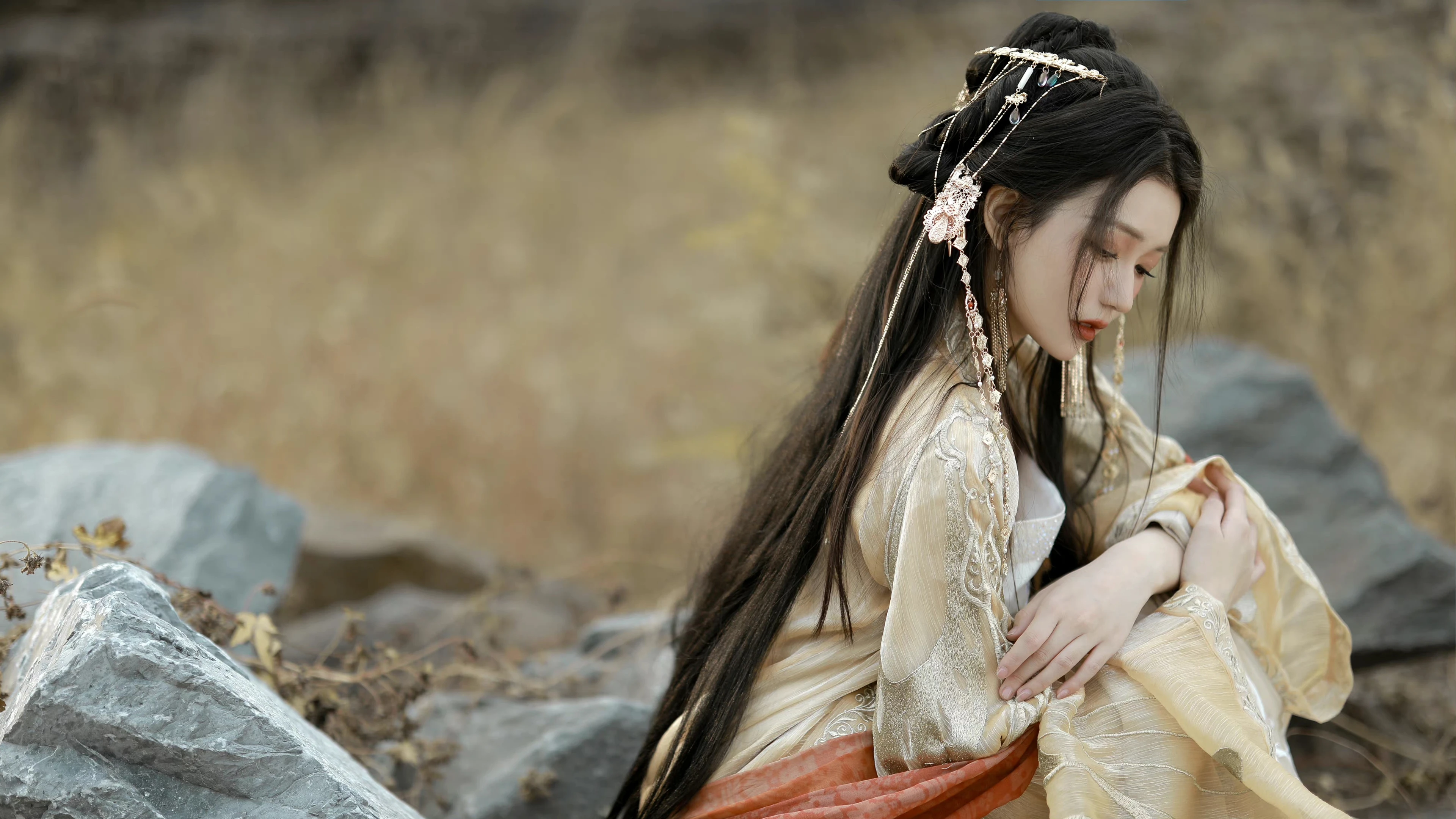 8K超高清 身材火辣的 美女人像 精美写真 高清壁纸