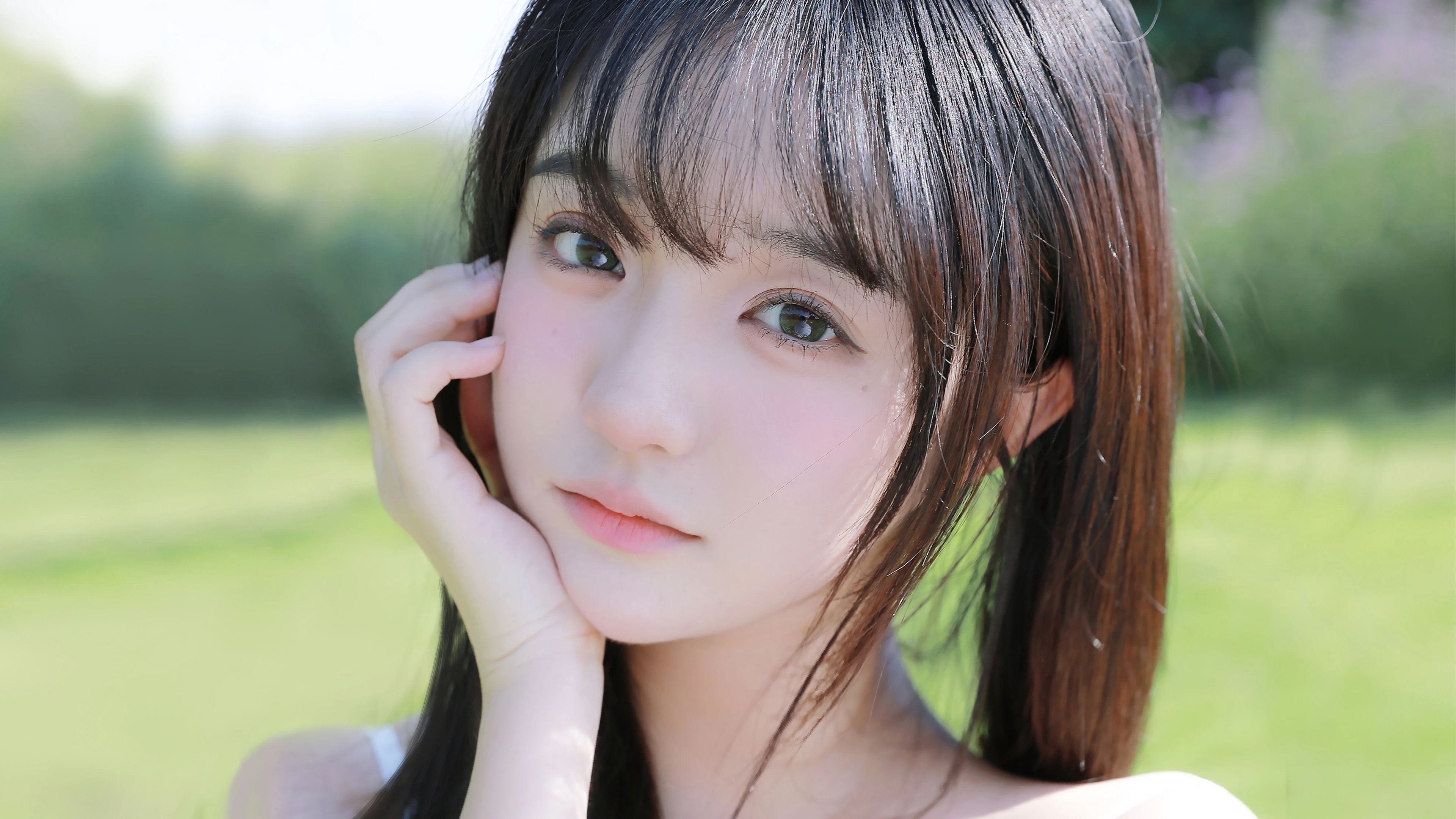 2K壁纸 甜美动人的 美女人像 高清人像 锁屏图片