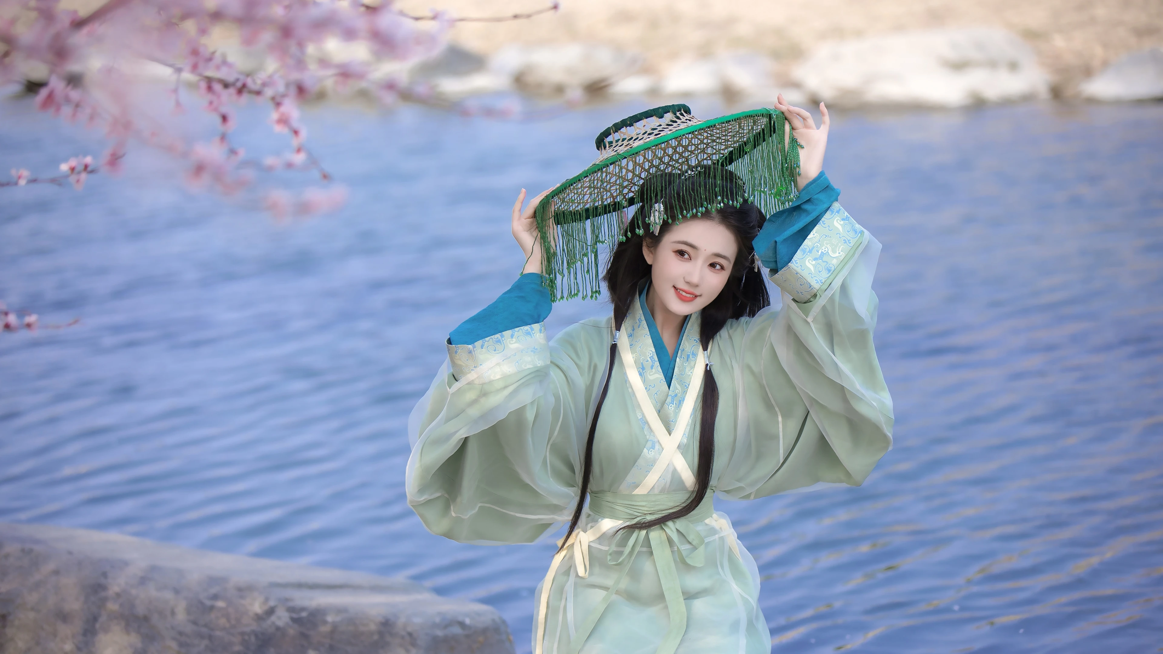 8K超高清 颜值超高的 美女人像 高清写真 女神壁纸