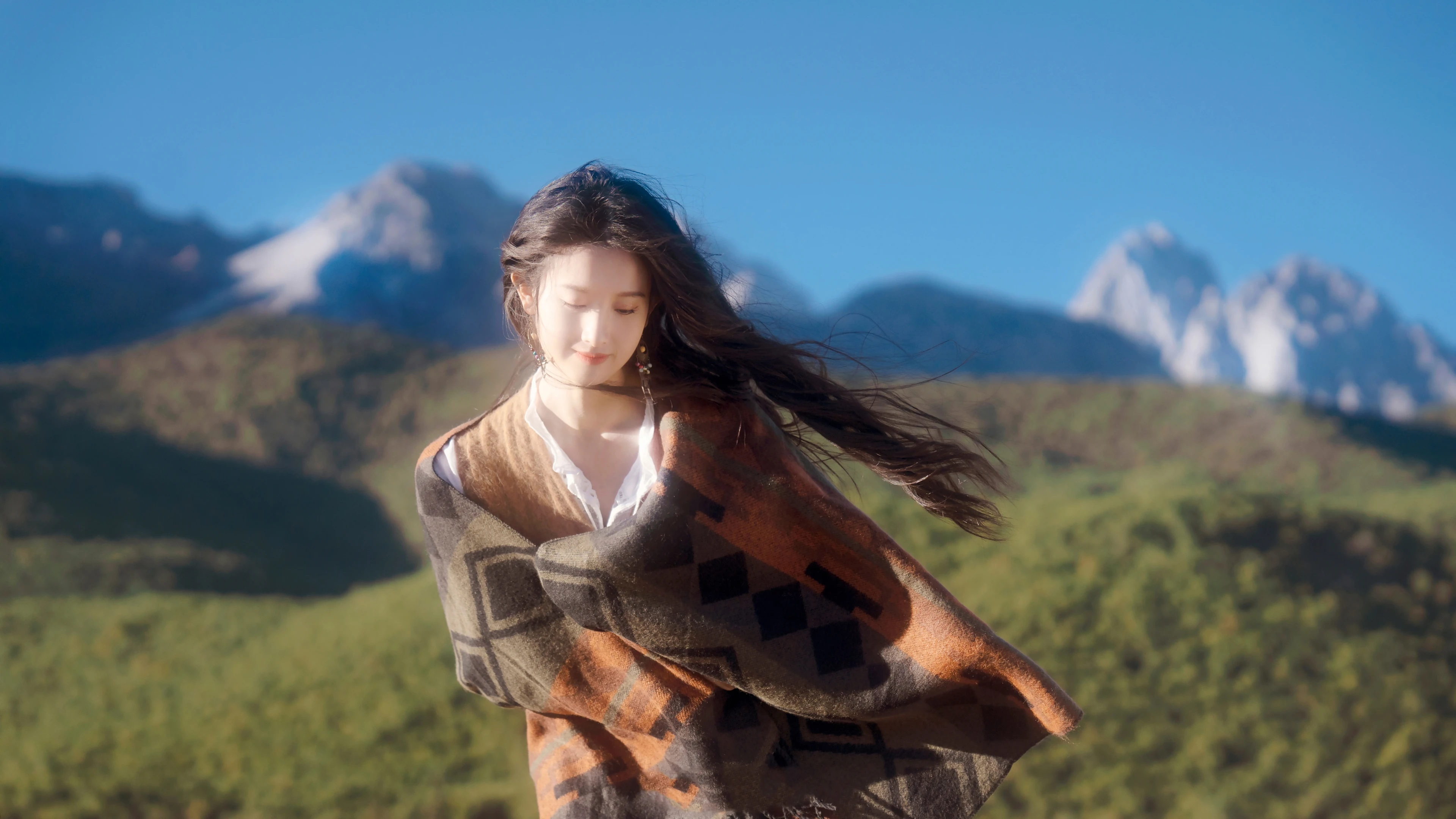 无损画质 甜美动人的 美女人像 人像壁纸 女神壁纸