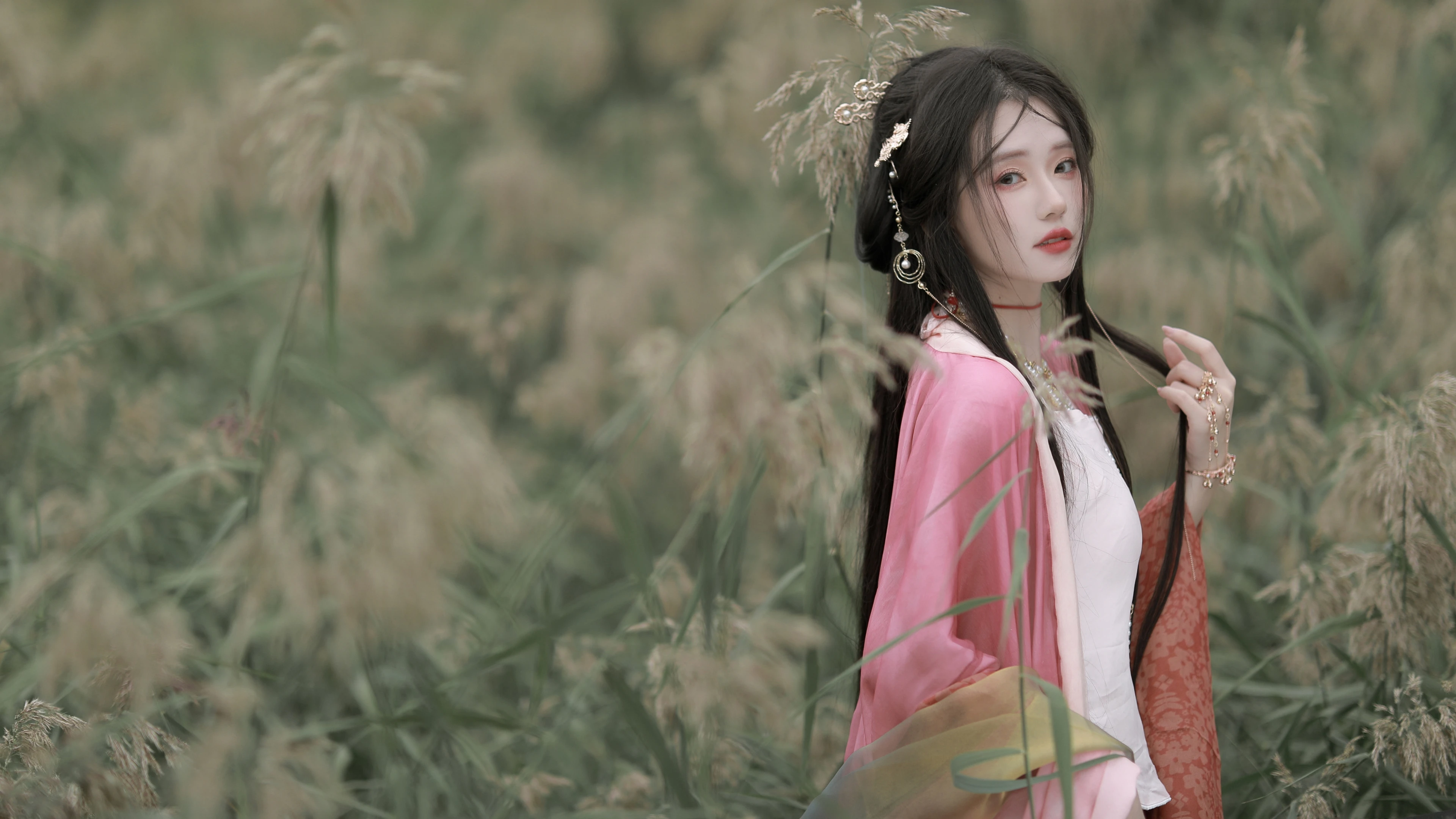 无损画质 时尚靓丽的 美女人像 高清人像  PC屏保