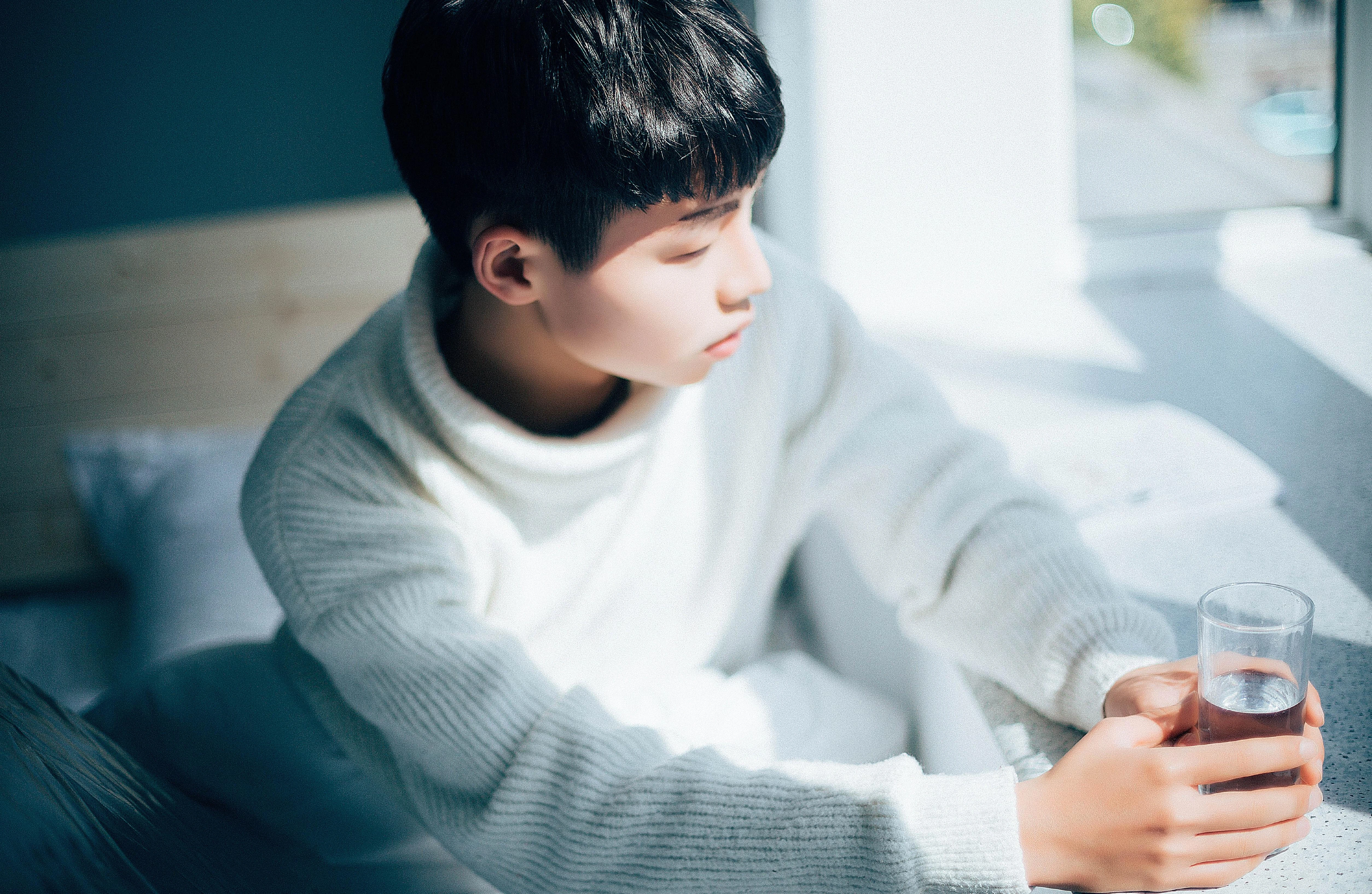 型男气质的 魅力型男 帅哥肖像 4K极致清晰  PC屏保
