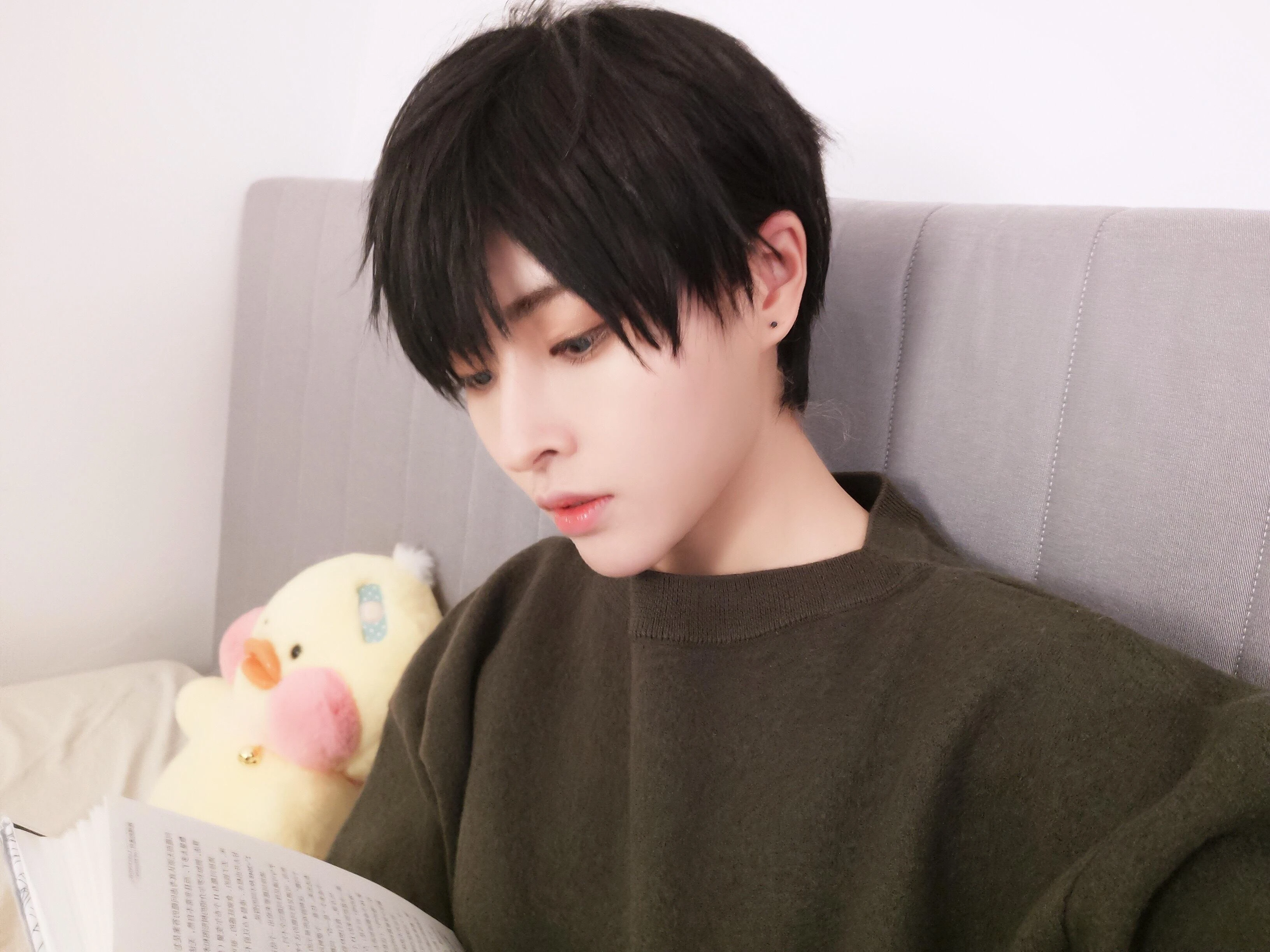 阳光俊朗的 帅气男士 型男人像 超清晰4K 桌面锁屏