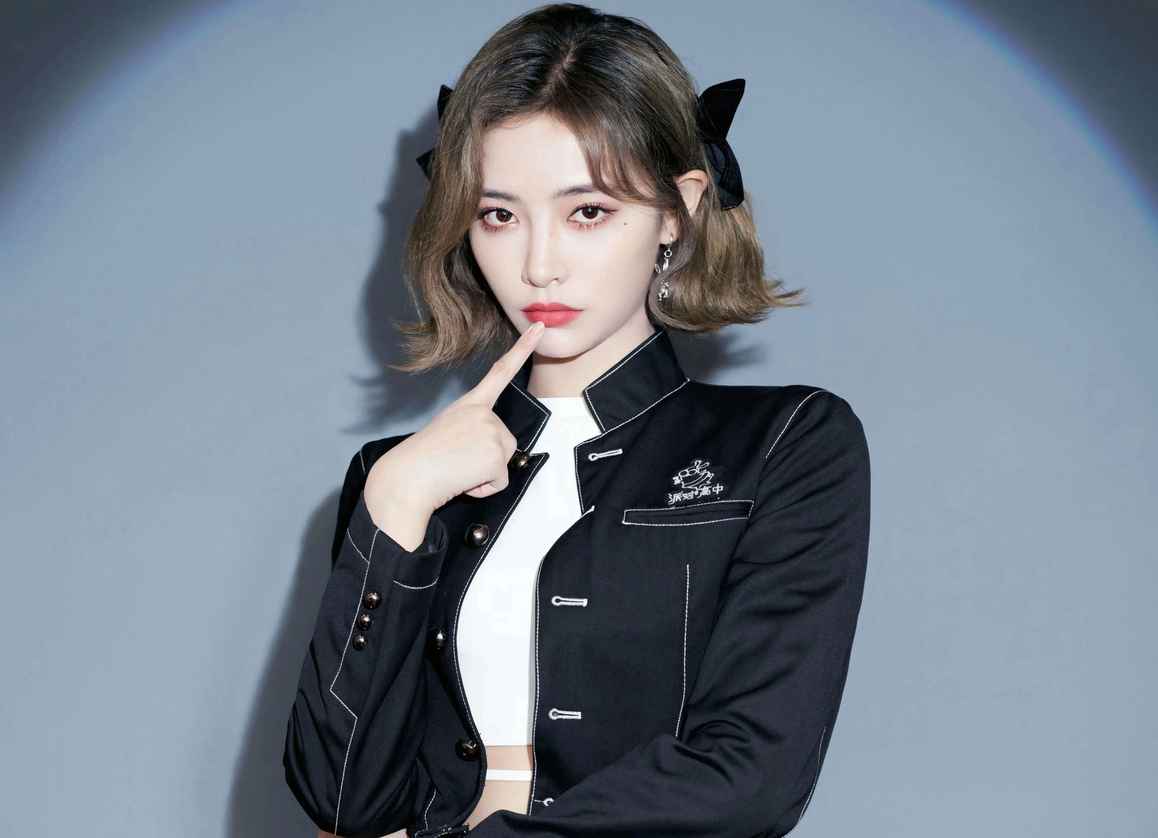 靓丽迷人的 国内女艺人 女艺人写真 4K高品质 锁屏图片
