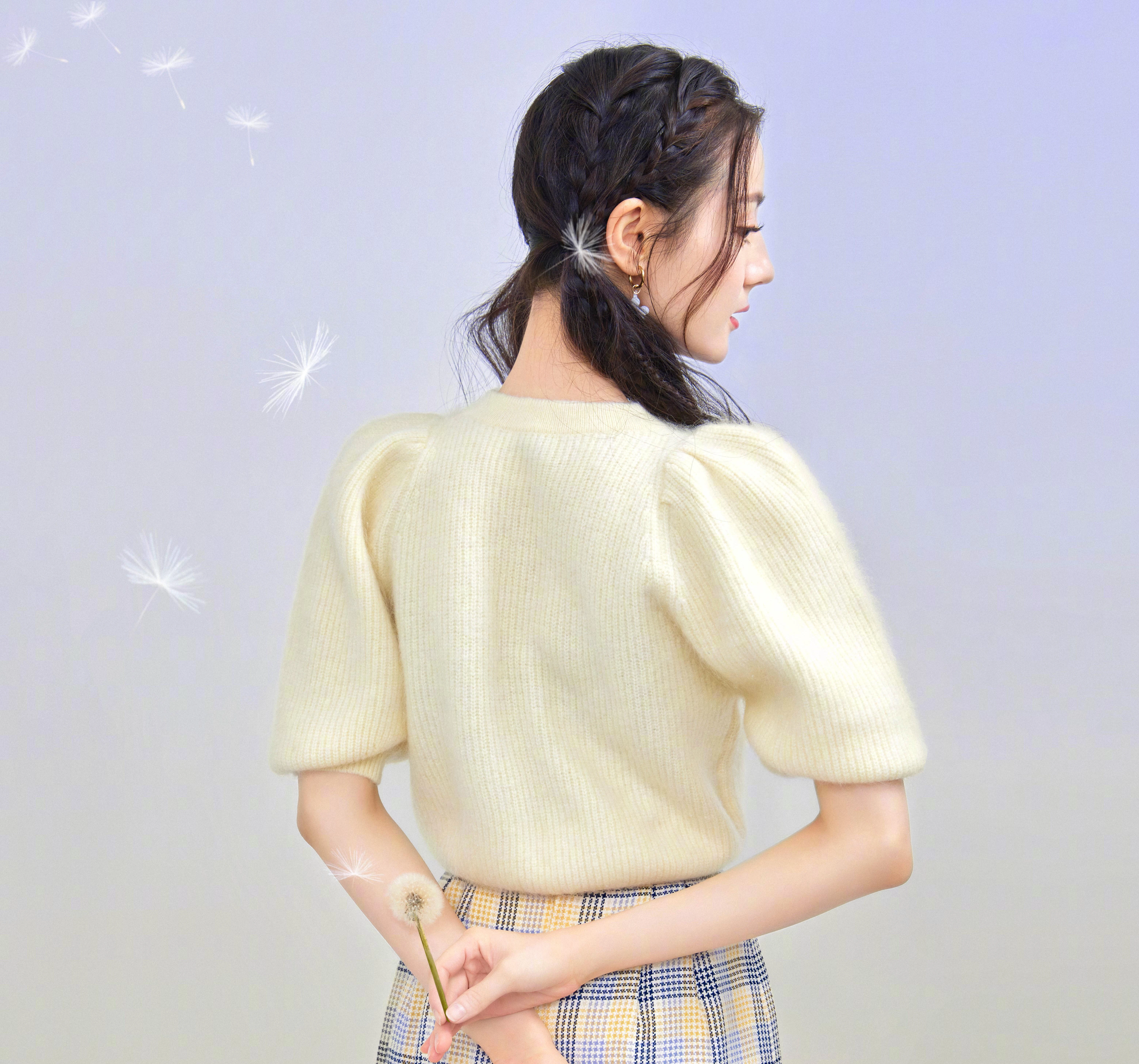 优雅大方的 中国女艺人 明星高清肖像 4K极致清晰  PC屏保