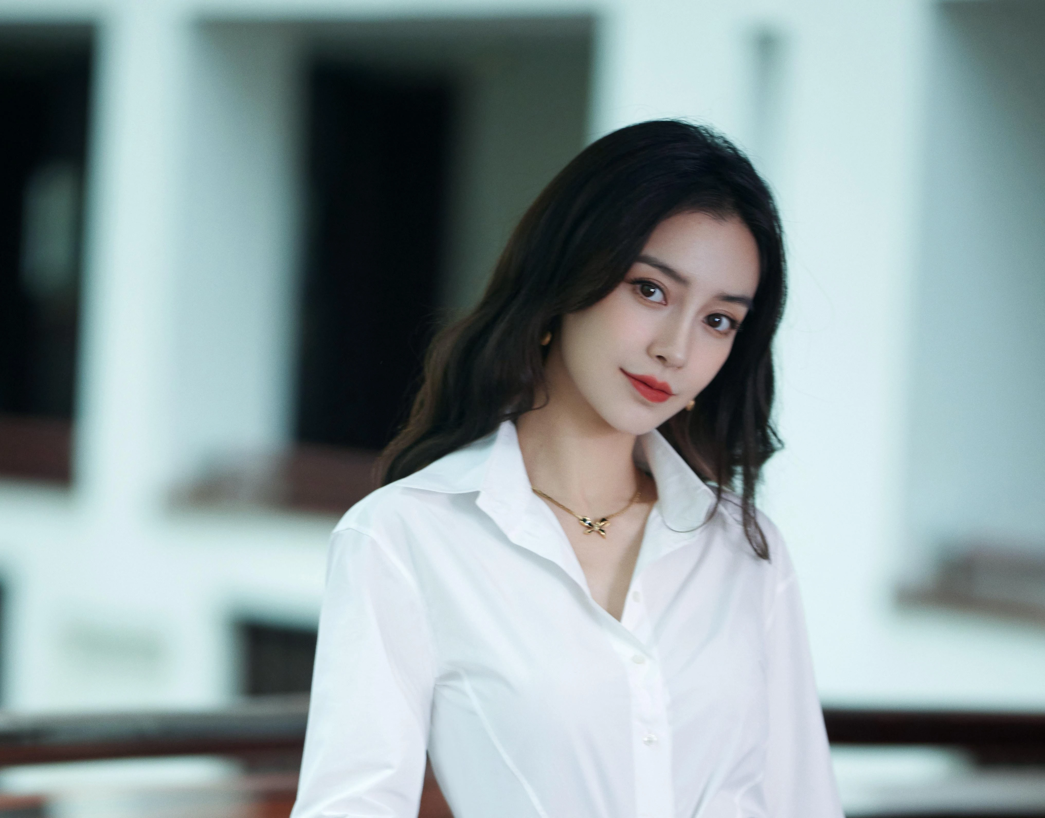 靓丽迷人的 国内女艺人 女艺人写真 4K高品质 锁屏图片