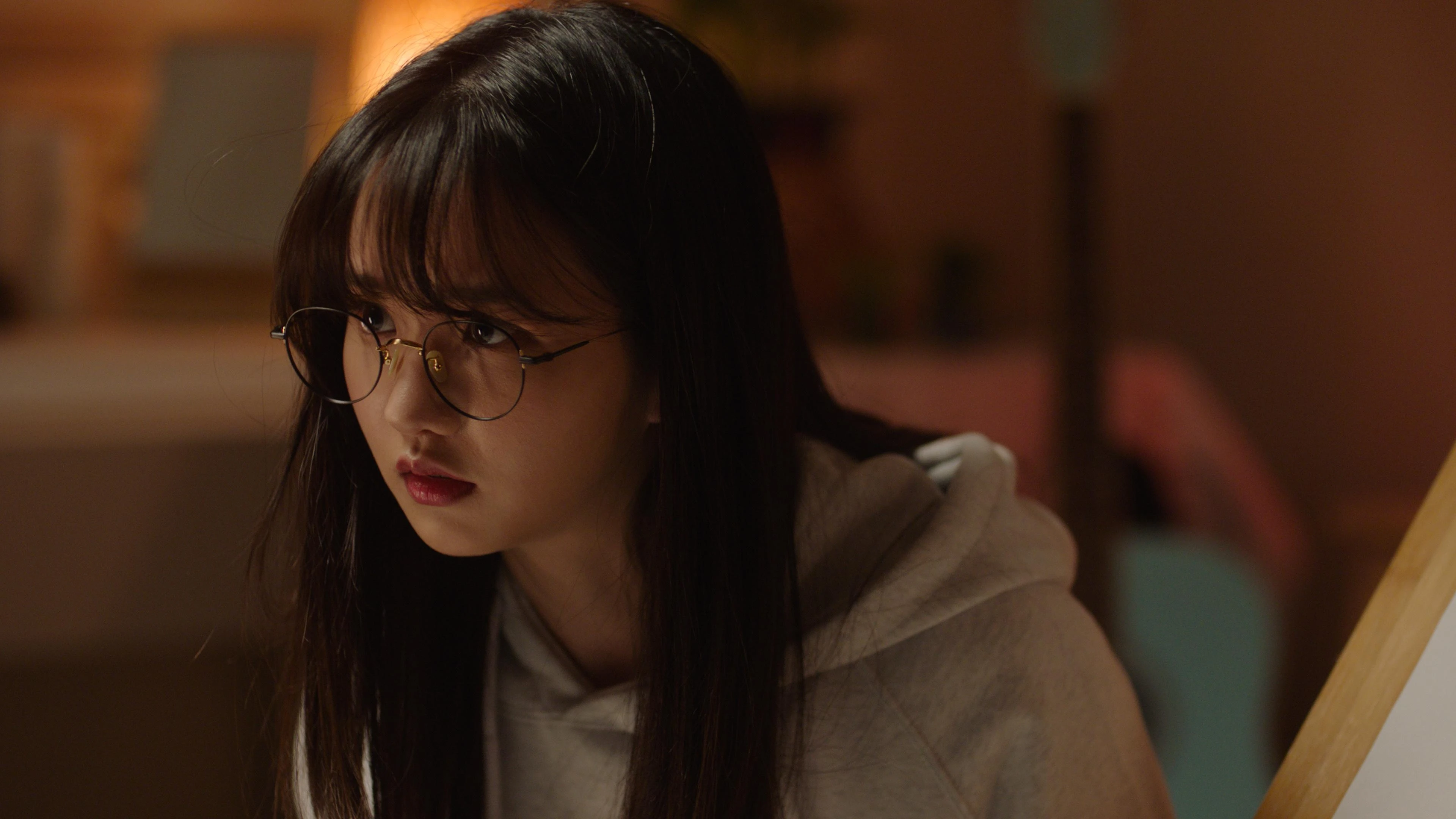 靓丽迷人的 国内女艺人 女艺人写真 4K高品质 锁屏图片
