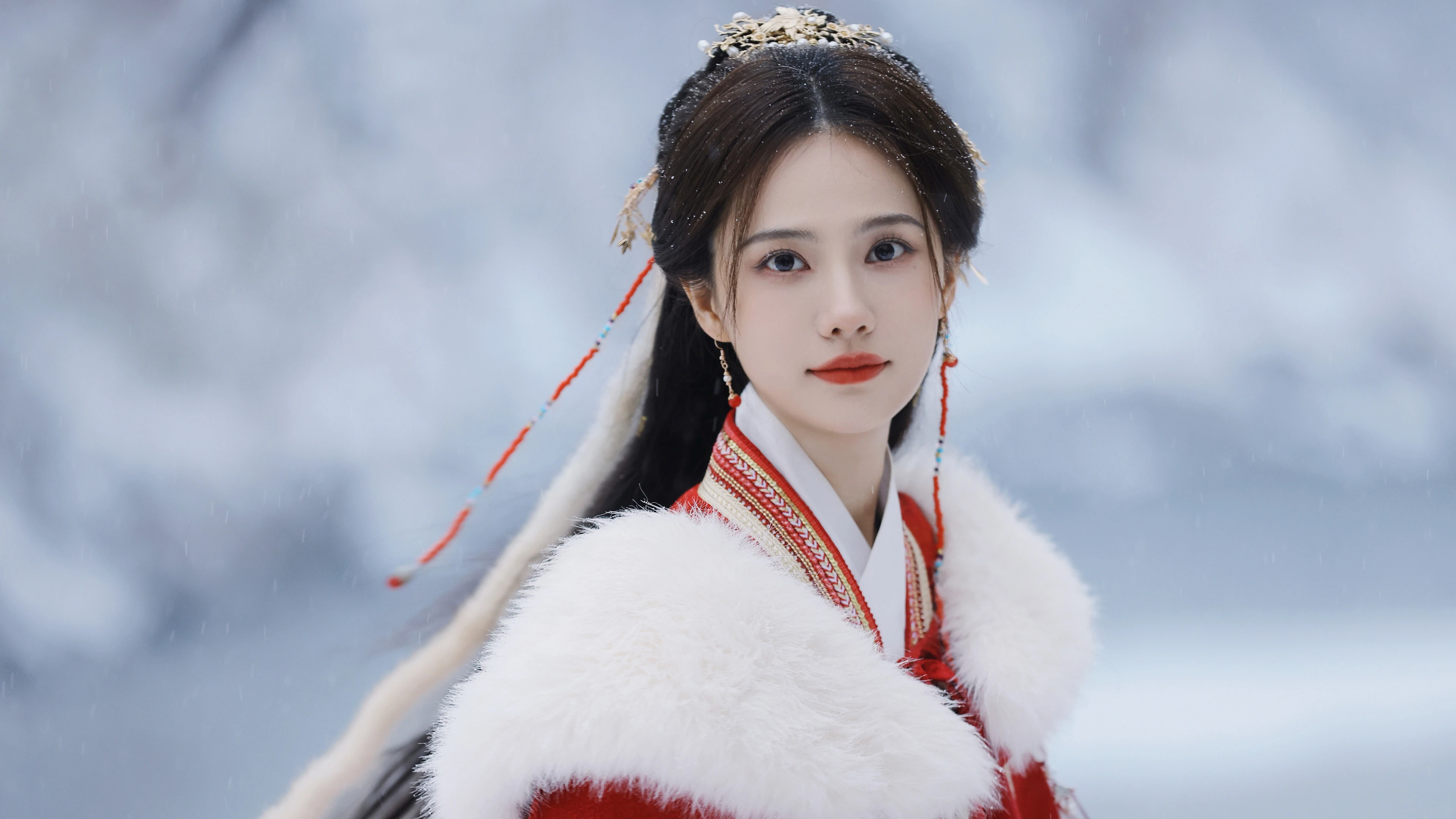 靓丽迷人的 国内女艺人 女艺人写真 4K高品质 锁屏图片