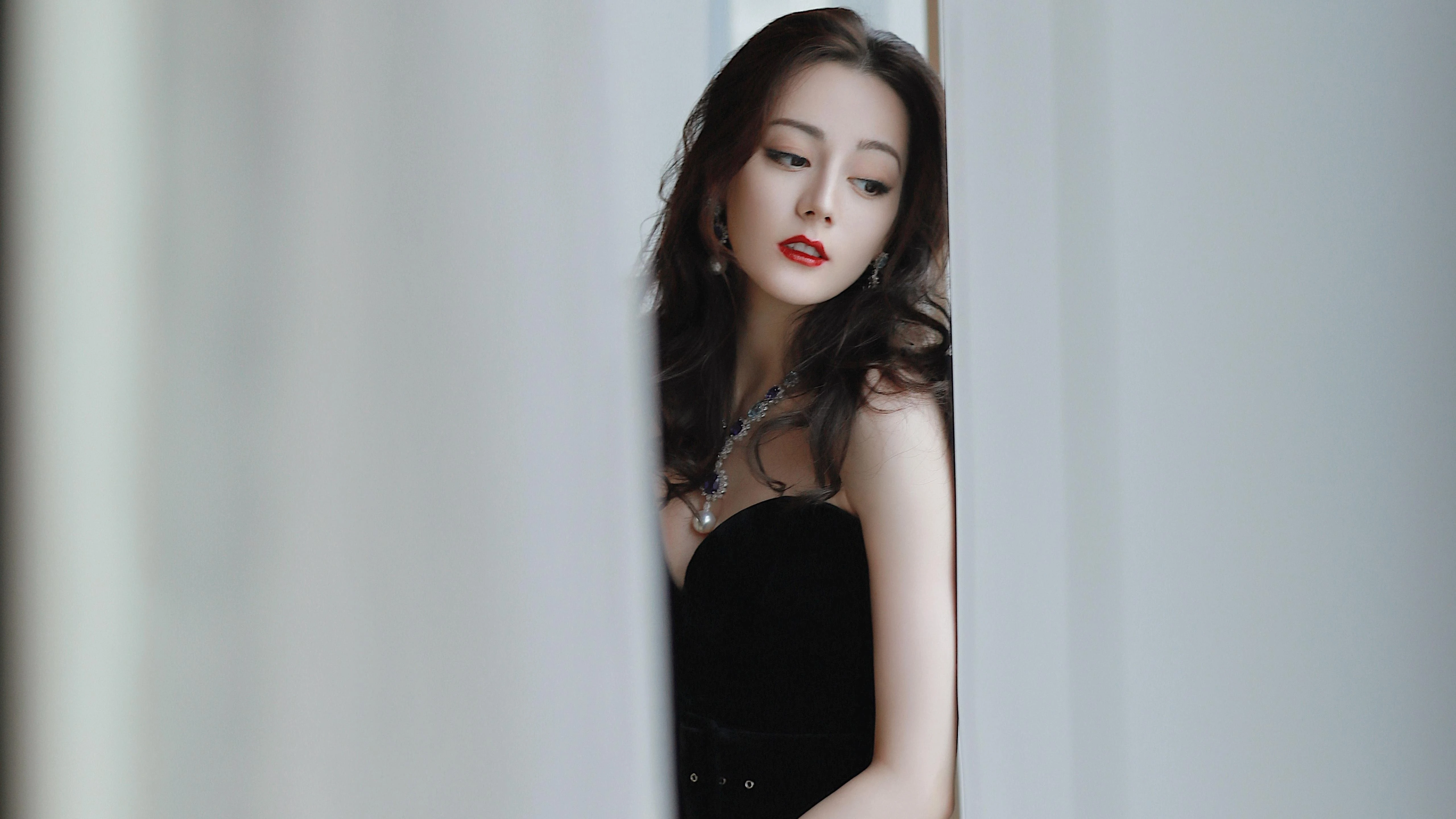 颜值出众的 中国女明星 艺人肖像 4K高清图片 手机壁纸