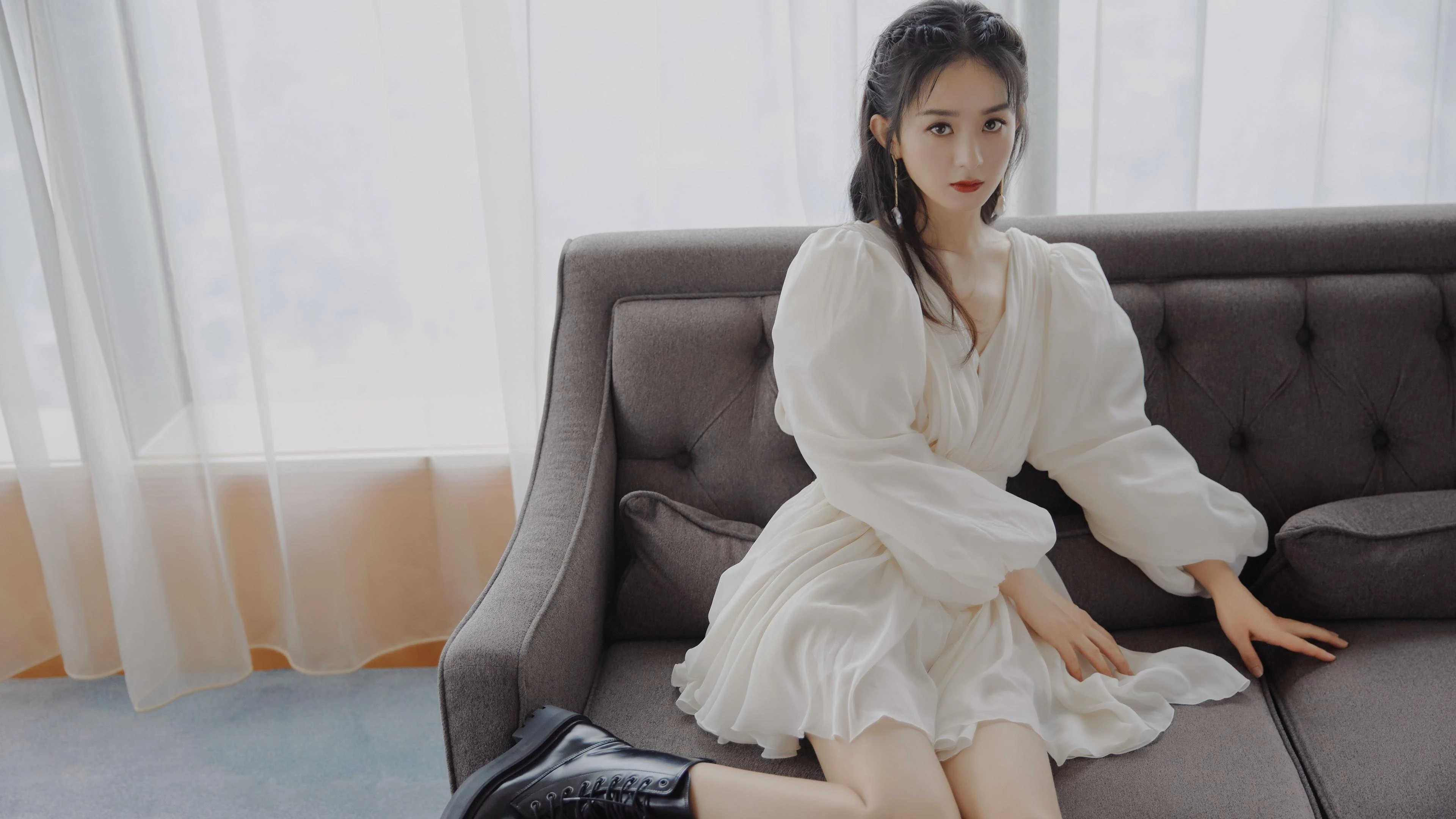 靓丽迷人的 国内女艺人 女艺人写真 4K高品质 锁屏图片