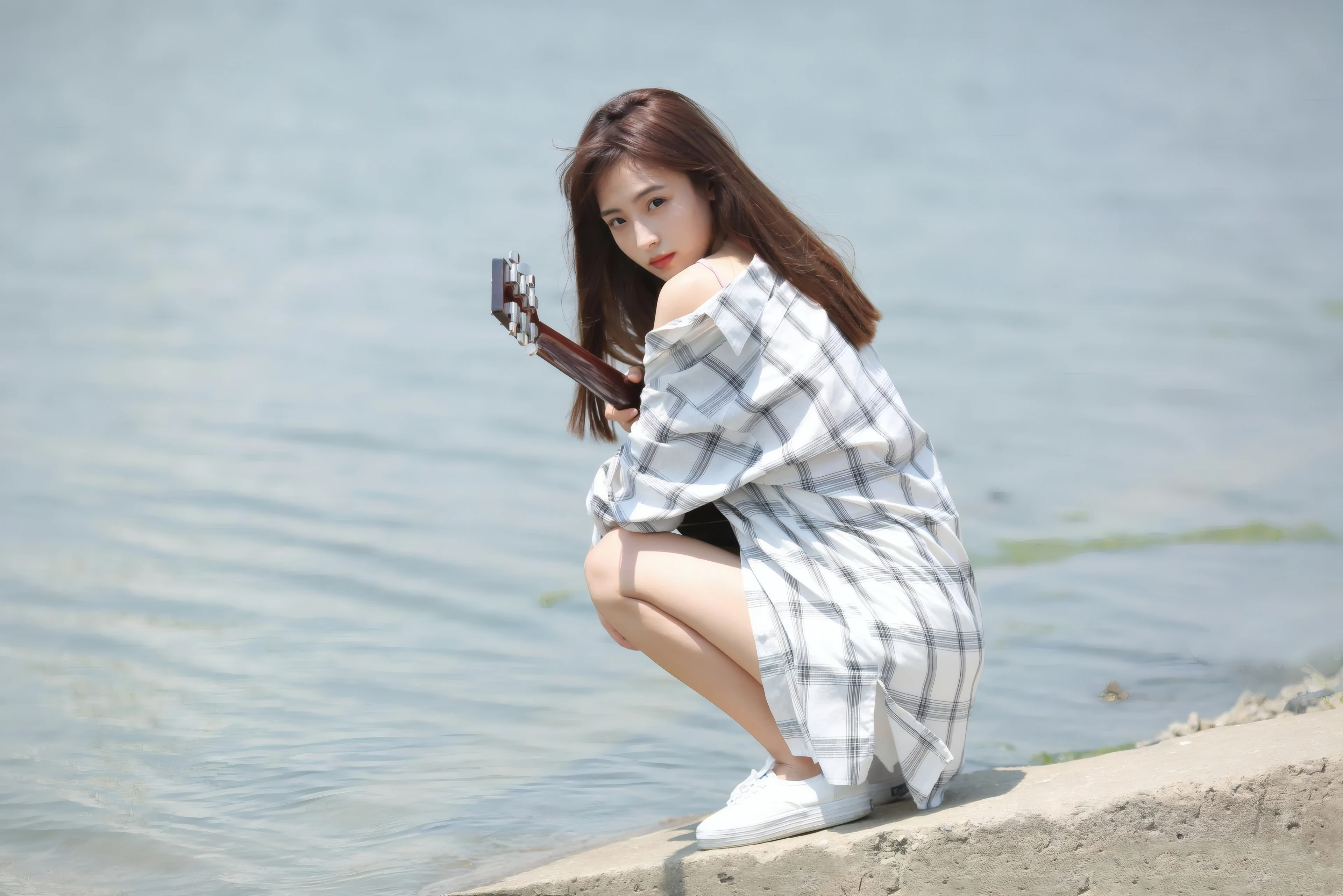 气质非凡的 知性美女 知性写真 4K高品质 锁屏图片