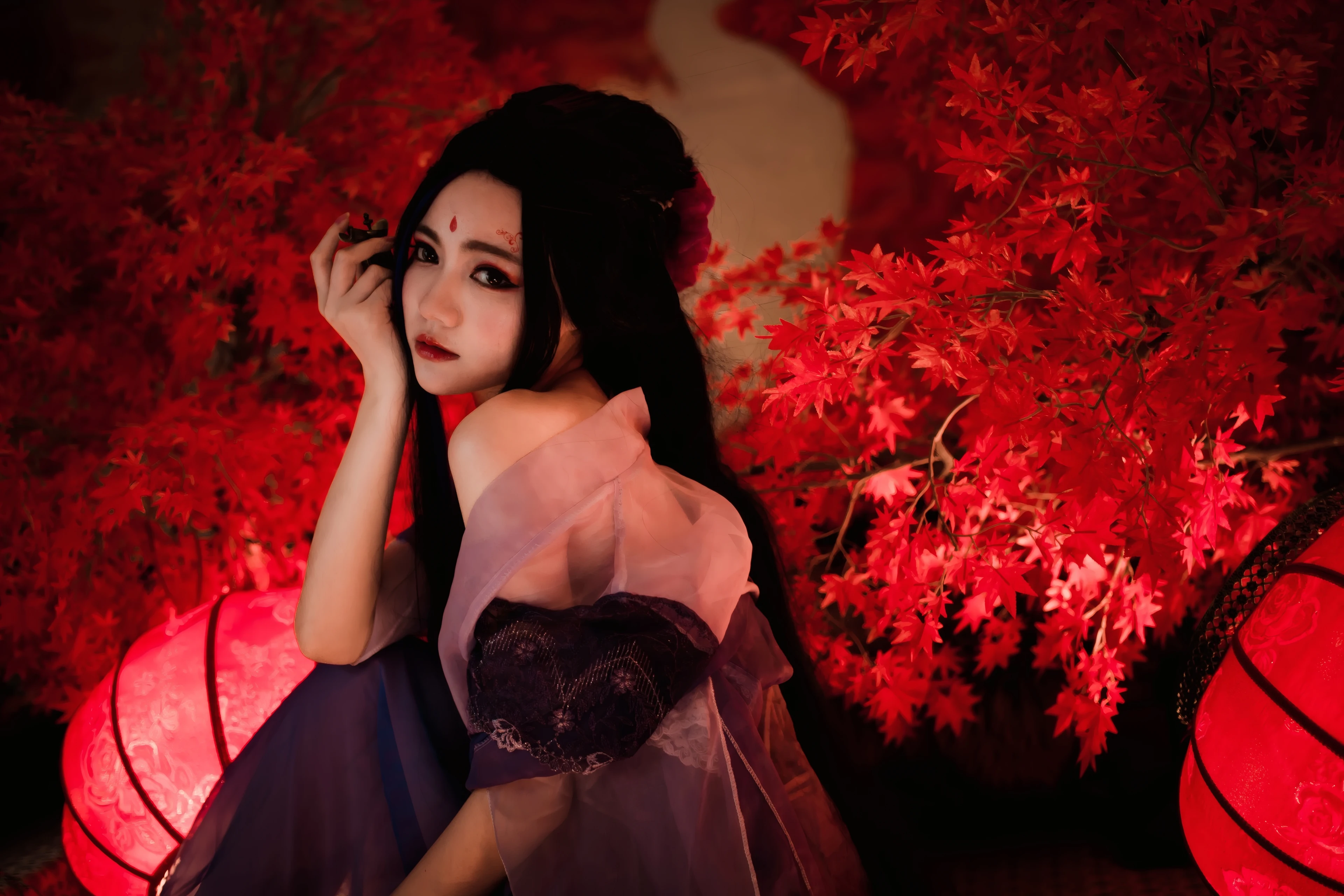 气质非凡的 知性美女 知性写真 4K高品质 锁屏图片