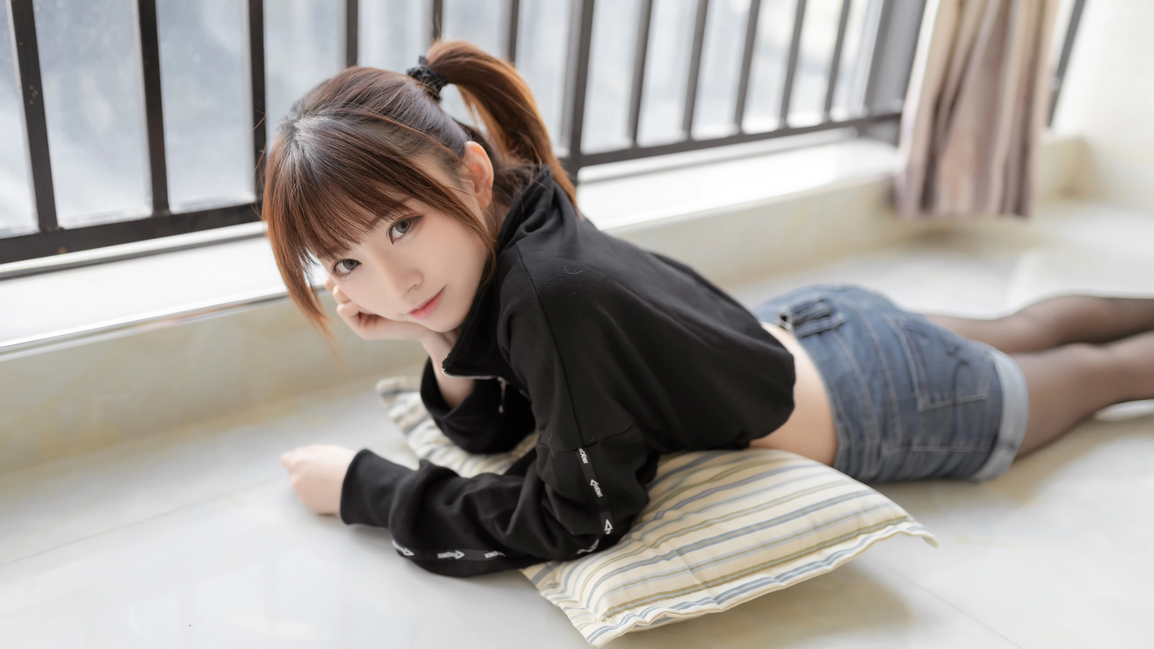 端庄秀丽的 端庄淑女 端庄人像 4K极致清晰  PC屏保