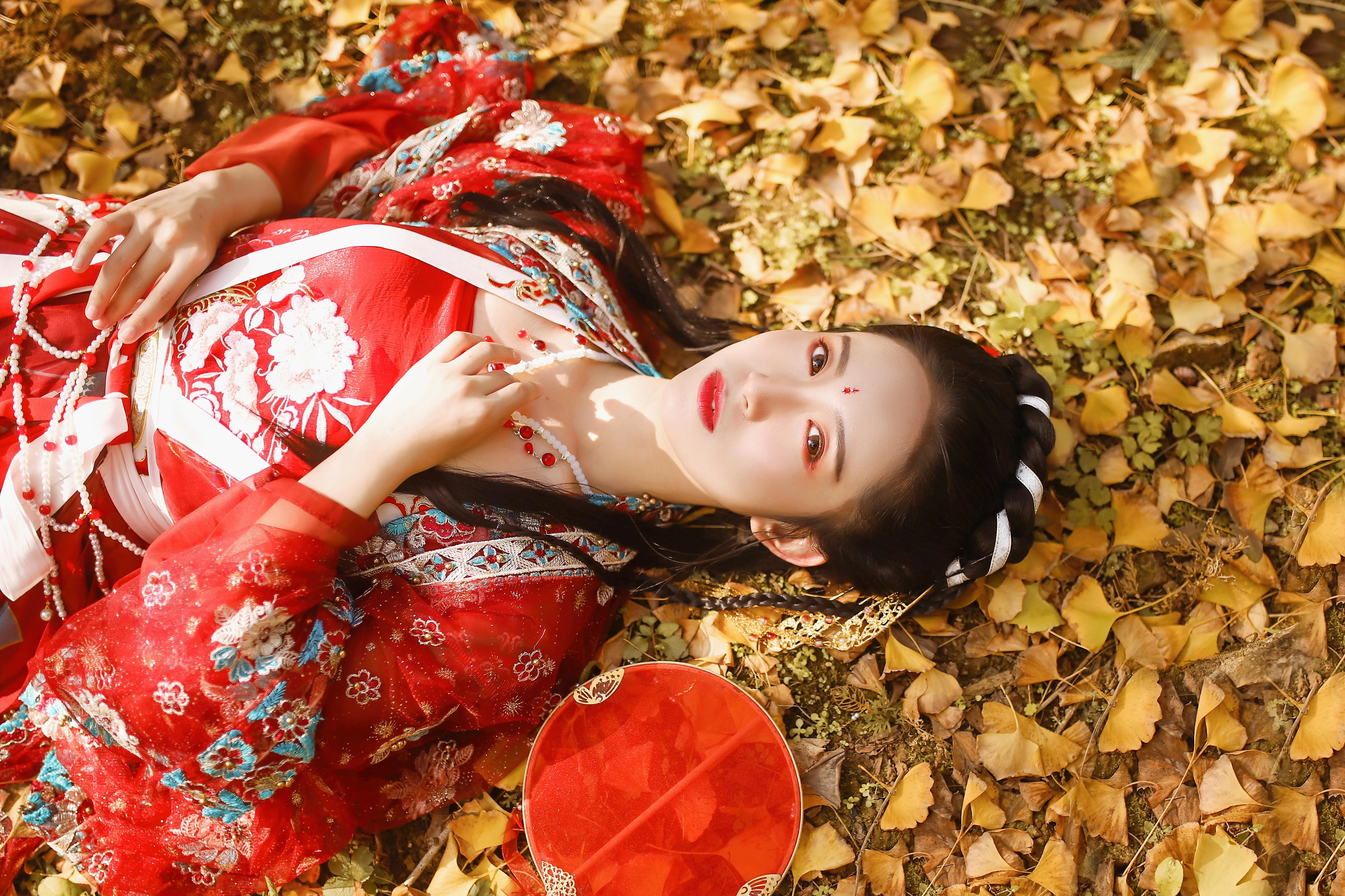 端庄秀丽的 端庄淑女 端庄人像 4K极致清晰  PC屏保