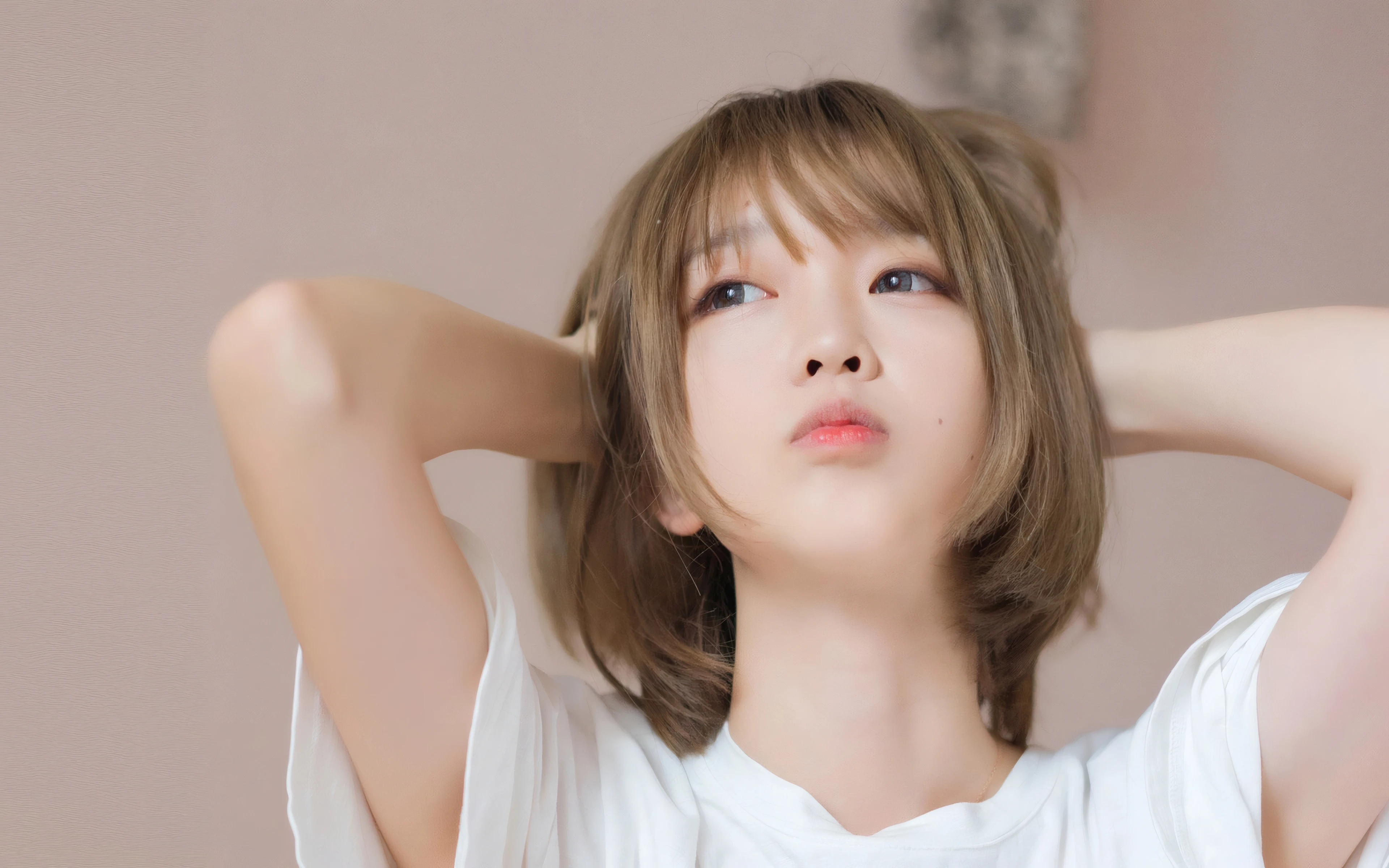 面容姣好的 中国佳人 面部高清摄影 4K极致清晰  PC屏保