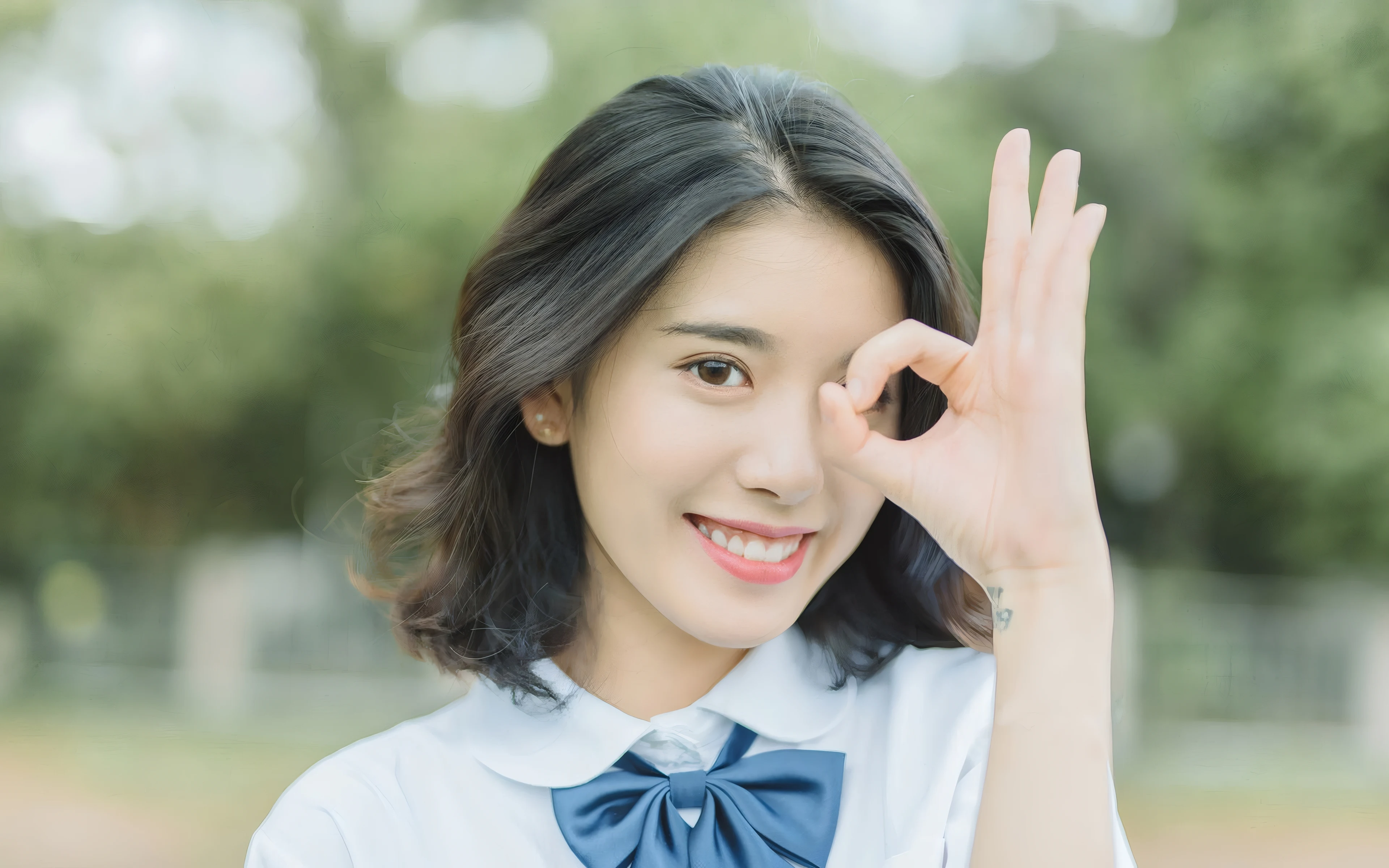 五官精致的 国产美女 高清脸部写真 超清晰4K 桌面锁屏