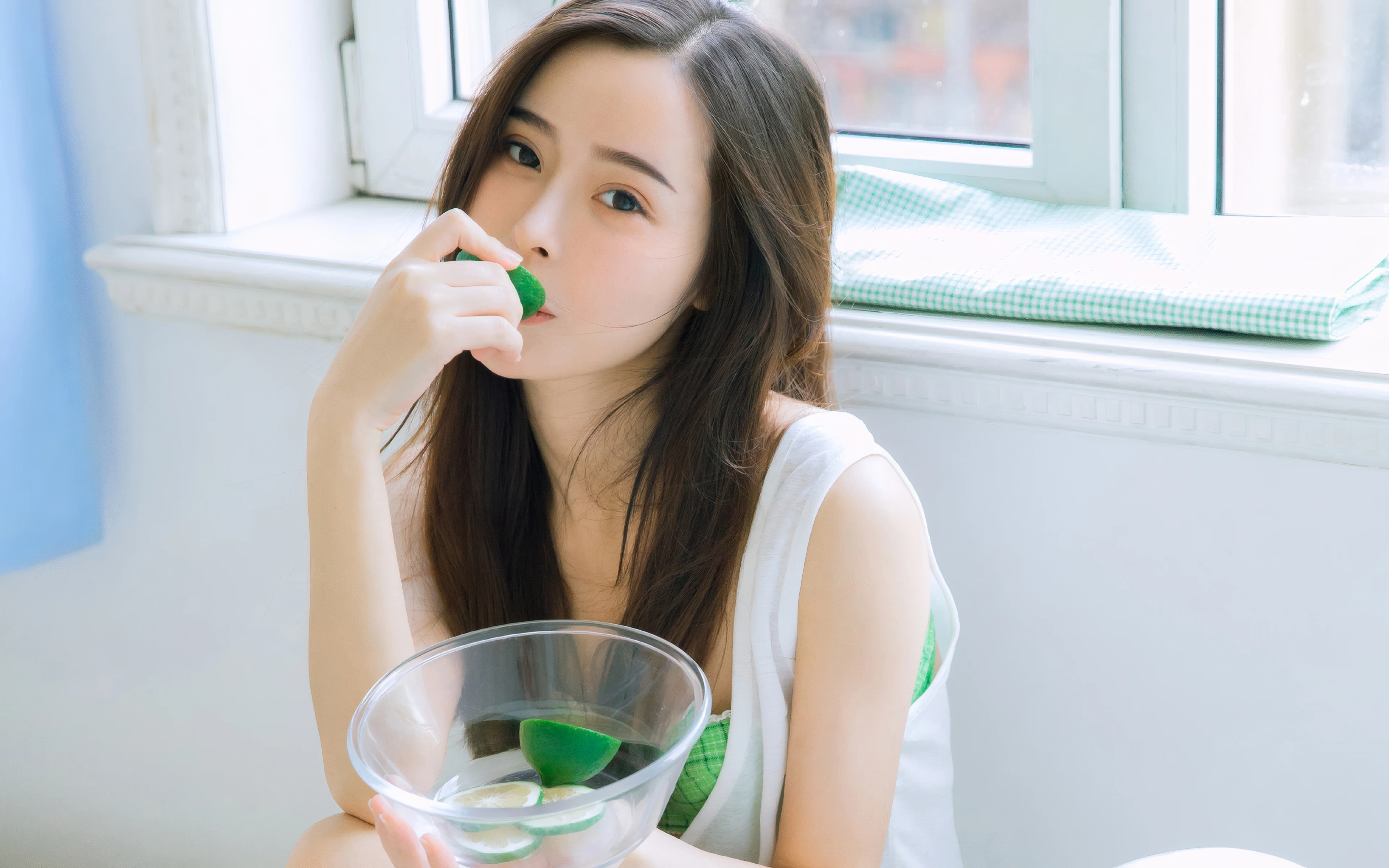 面容姣好的 中国佳人 面部高清摄影 4K极致清晰  PC屏保