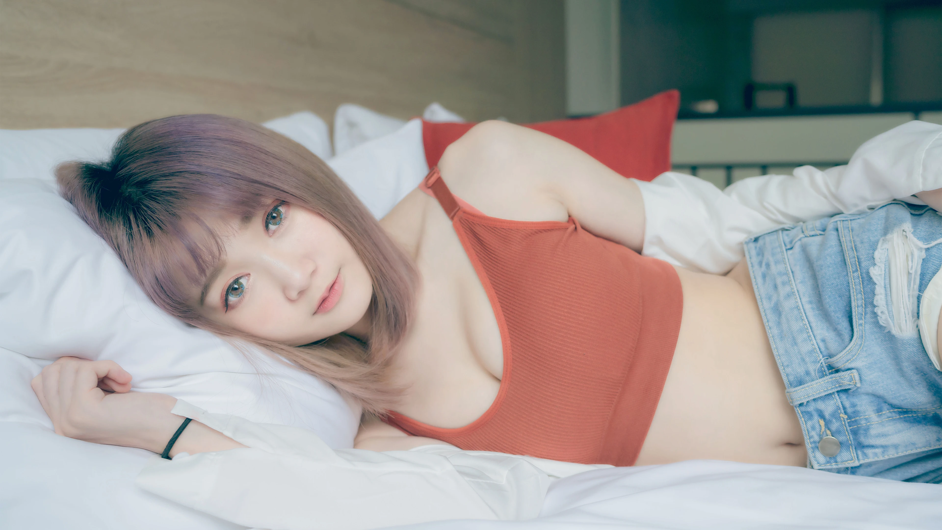 容貌绝美的 中国美女 面部特写摄影 4K高清图片 手机壁纸