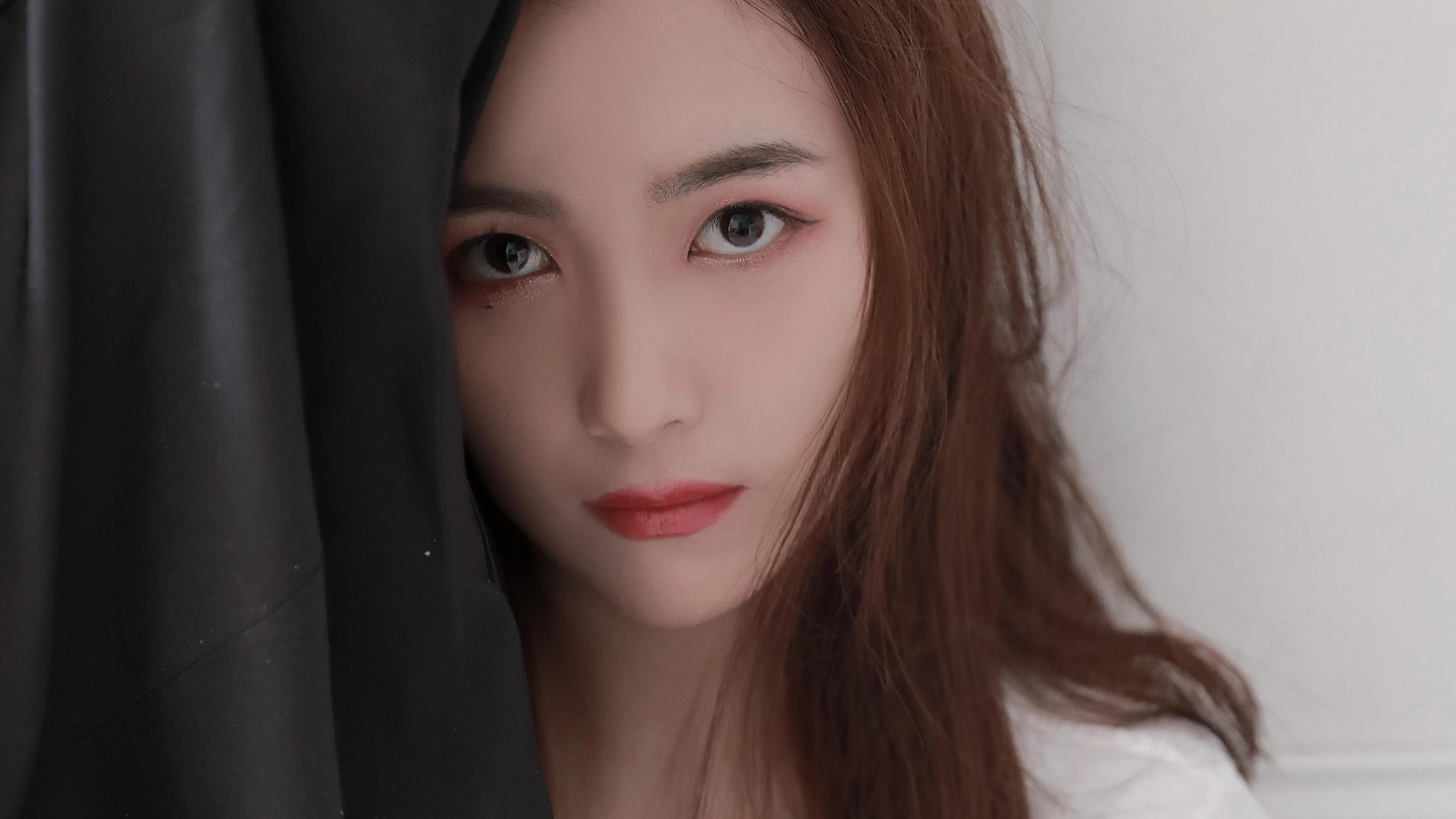面容姣好的 中国佳人 面部高清摄影 4K极致清晰  PC屏保