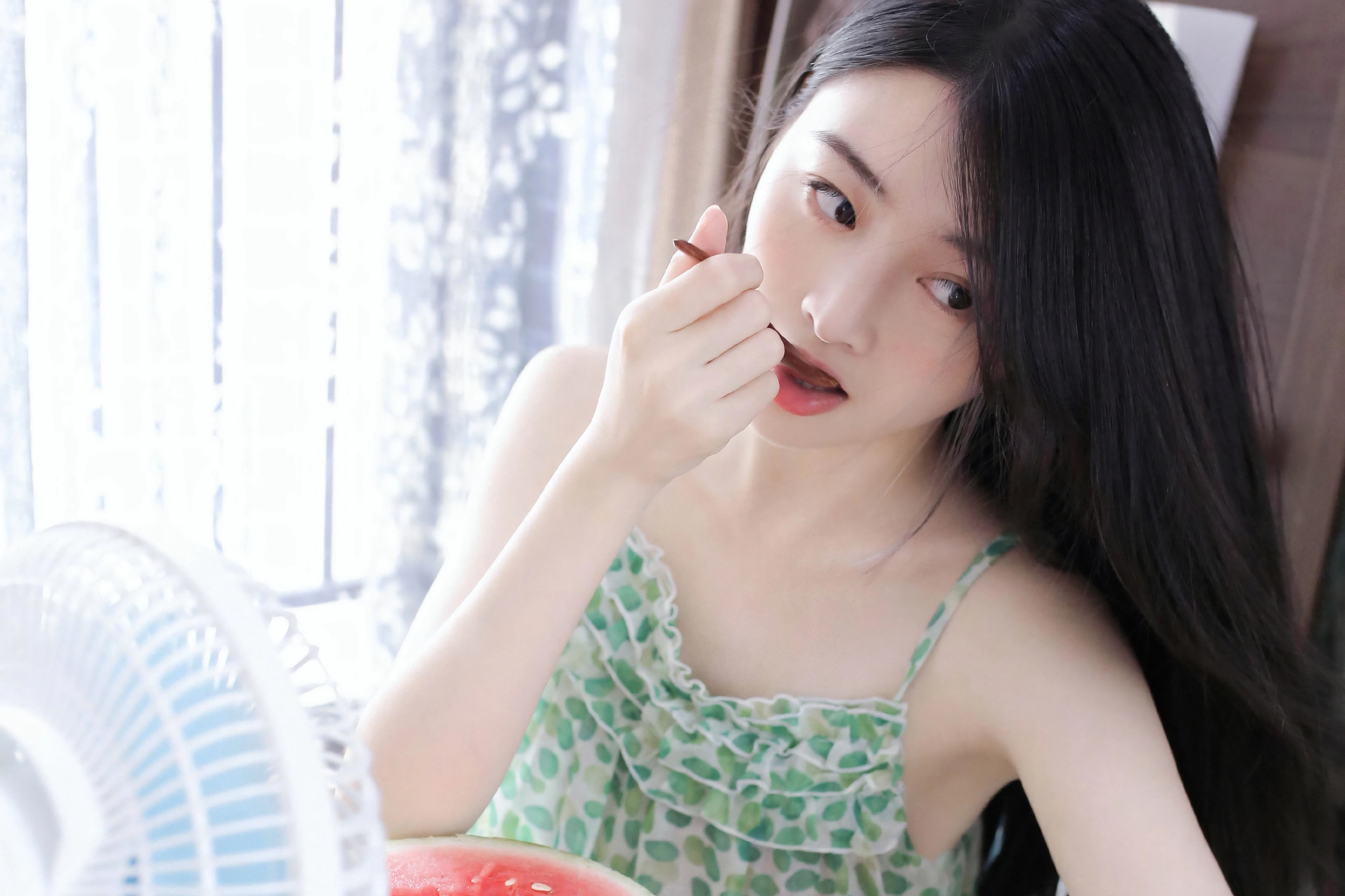 面容姣好的 中国佳人 面部高清摄影 4K极致清晰  PC屏保