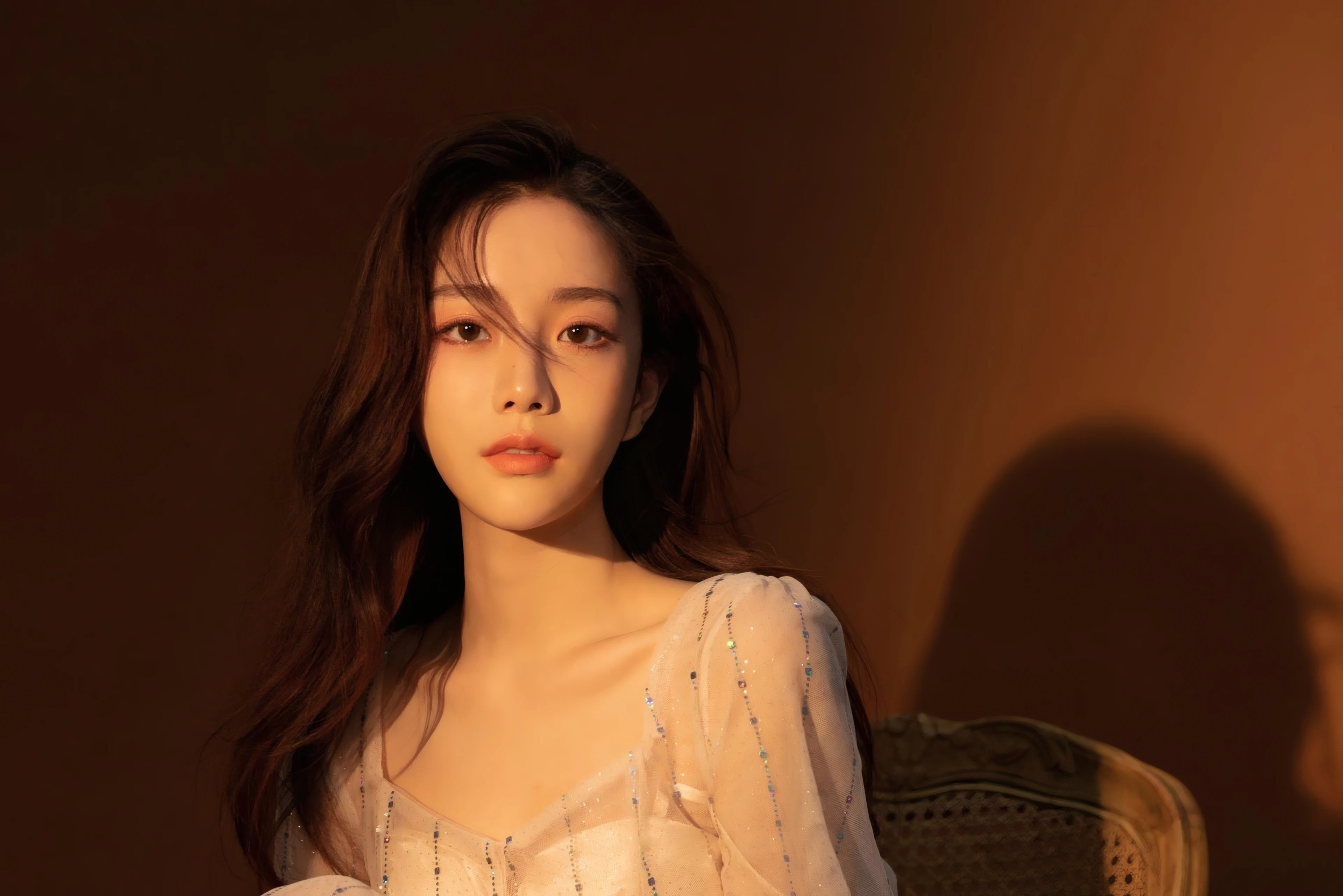 容貌绝美的 中国美女 面部特写摄影 4K高清图片 手机壁纸