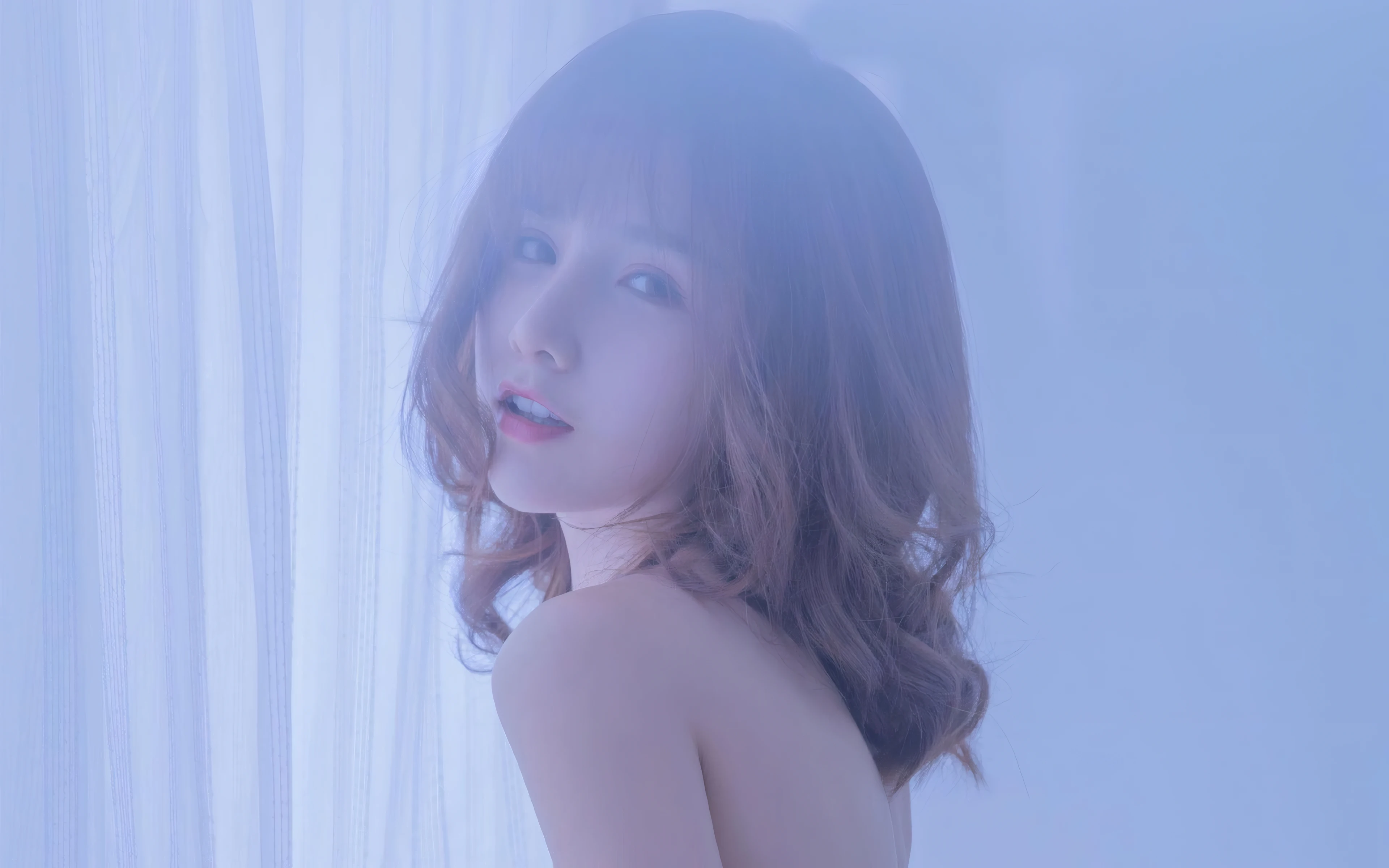 容貌绝美的 中国美女 面部特写摄影 4K高清图片 手机壁纸
