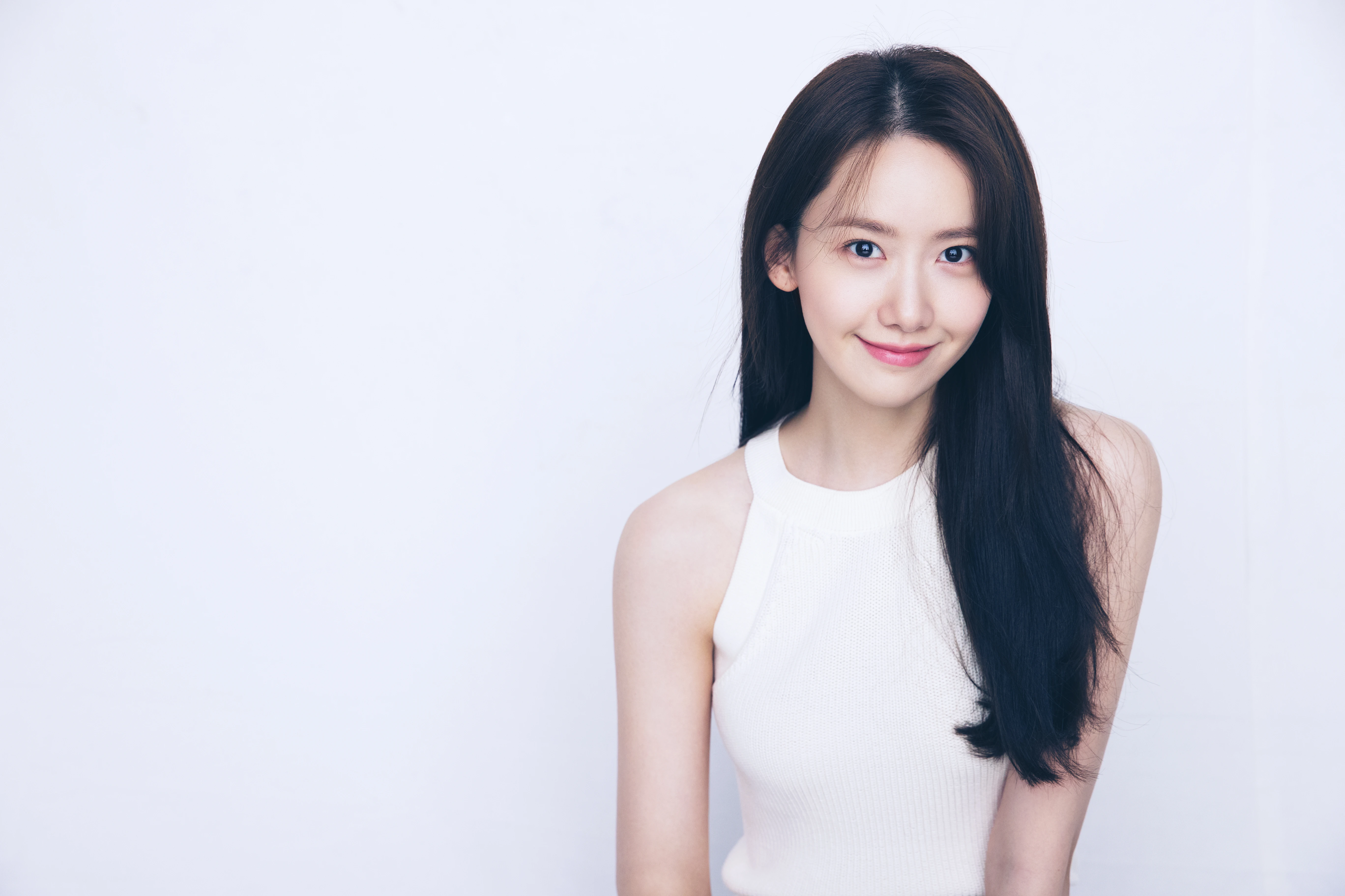 容貌绝美的 中国美女 面部特写摄影 4K高清图片 手机壁纸