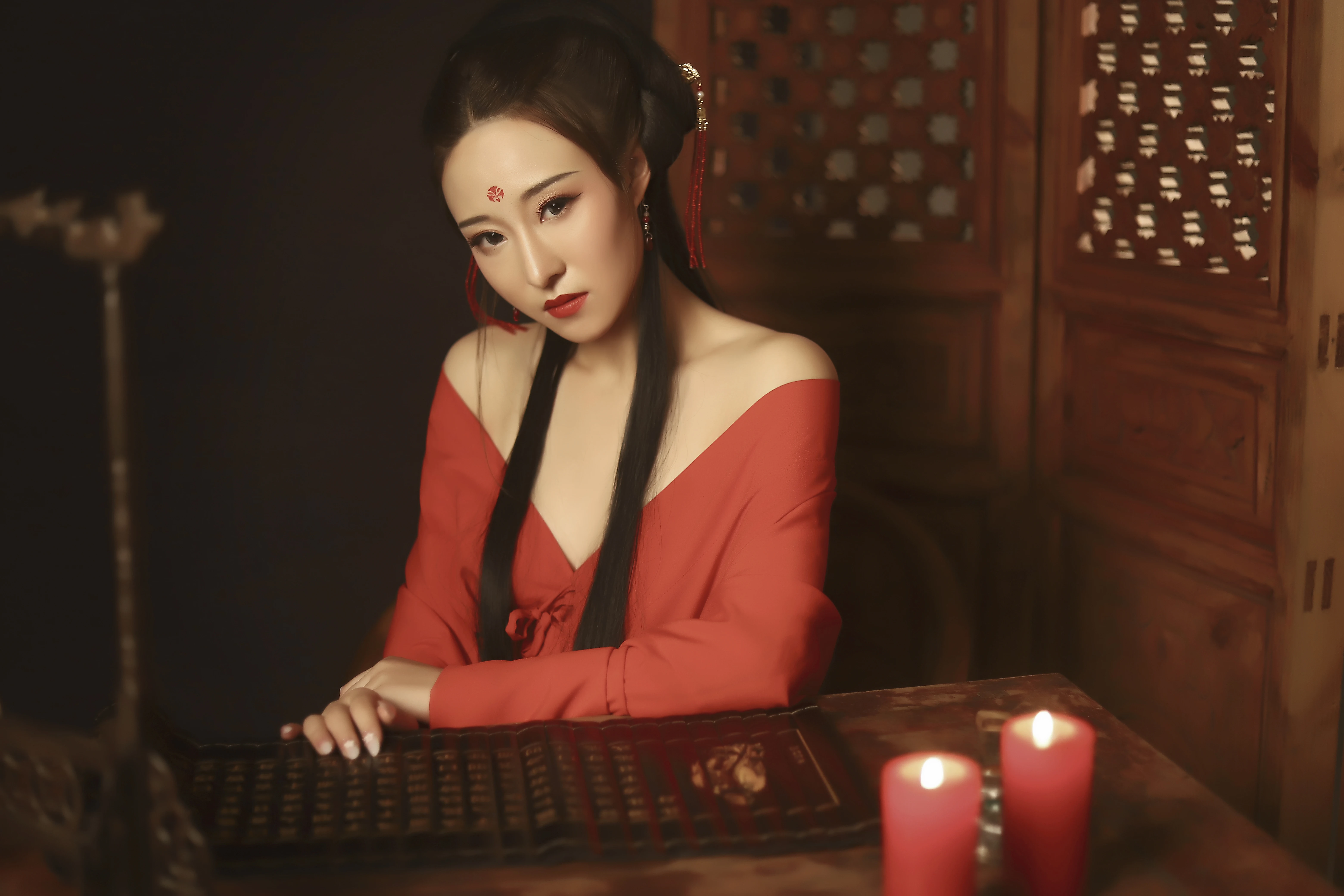 容貌绝美的 中国美女 面部特写摄影 4K高清图片 手机壁纸