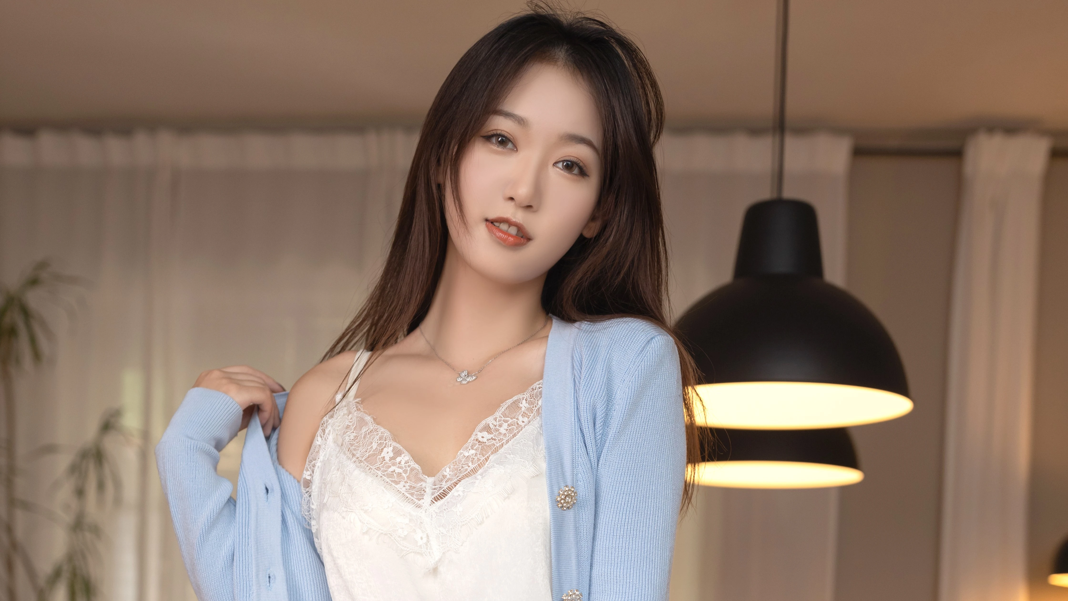容貌绝美的 中国美女 面部特写摄影 4K高清图片 手机壁纸