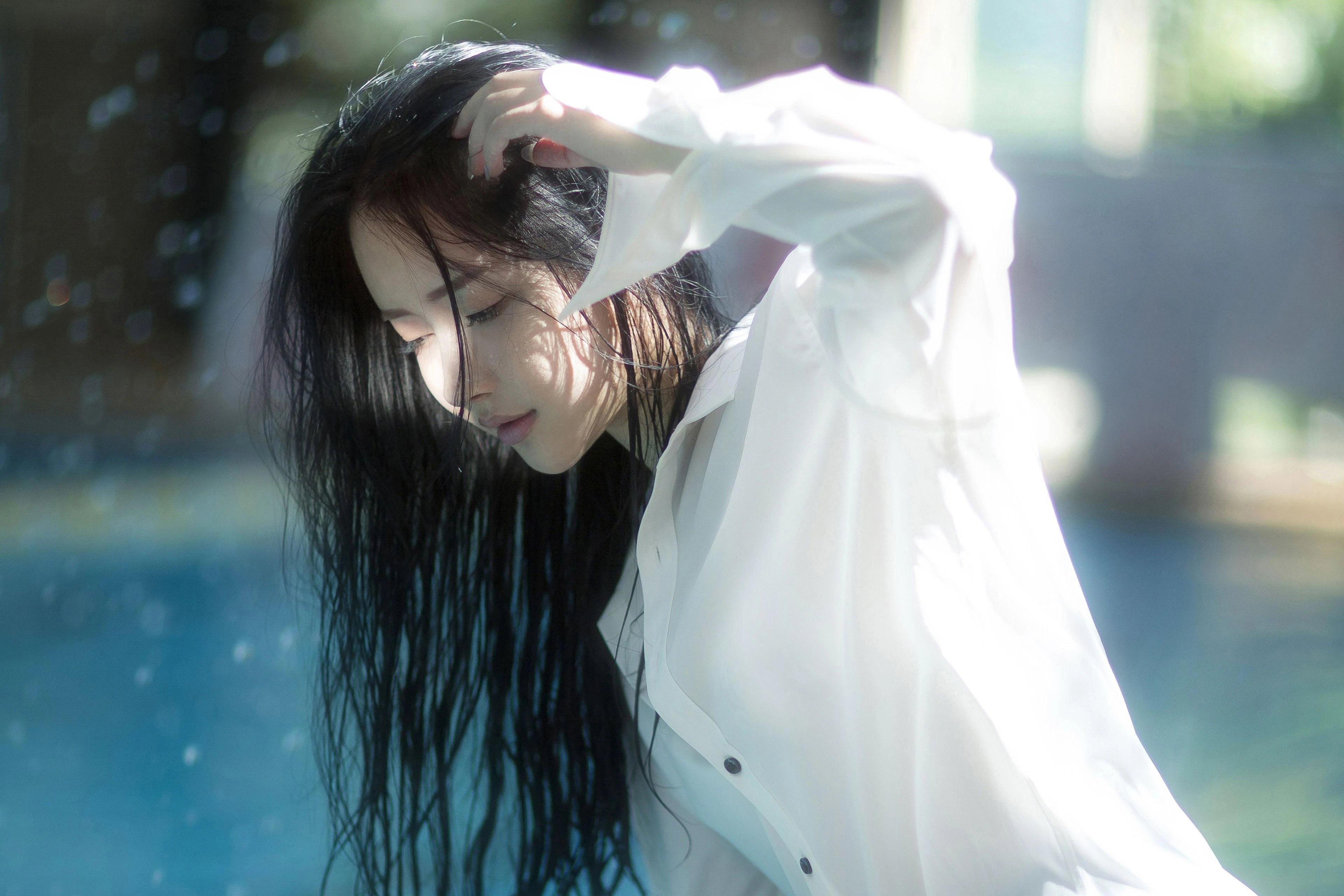 五官精致的 国产美女 高清脸部写真 超清晰4K 桌面锁屏
