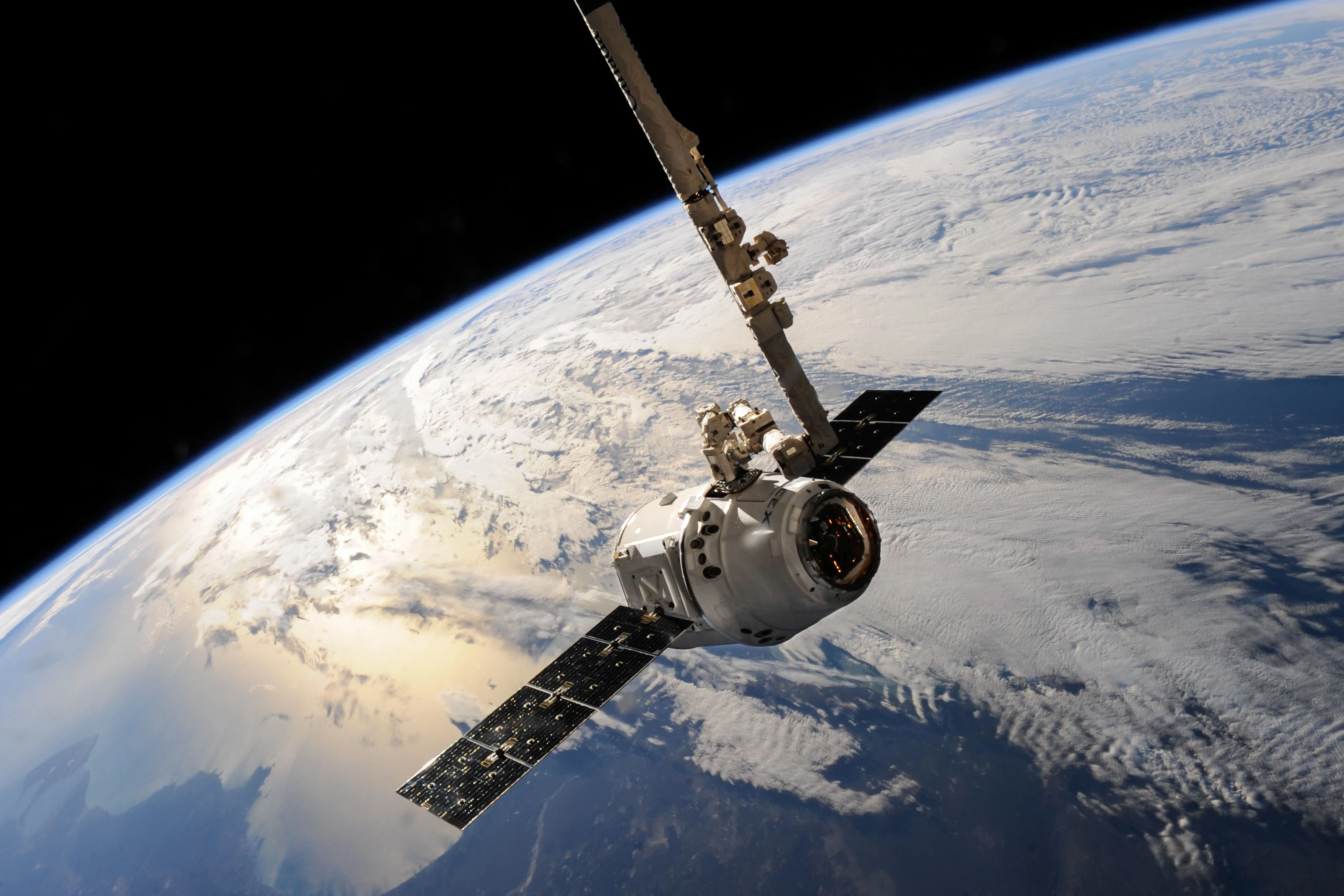 2K壁纸 宇宙浩瀚的 宇宙科幻地球 星空壁纸 车载壁纸